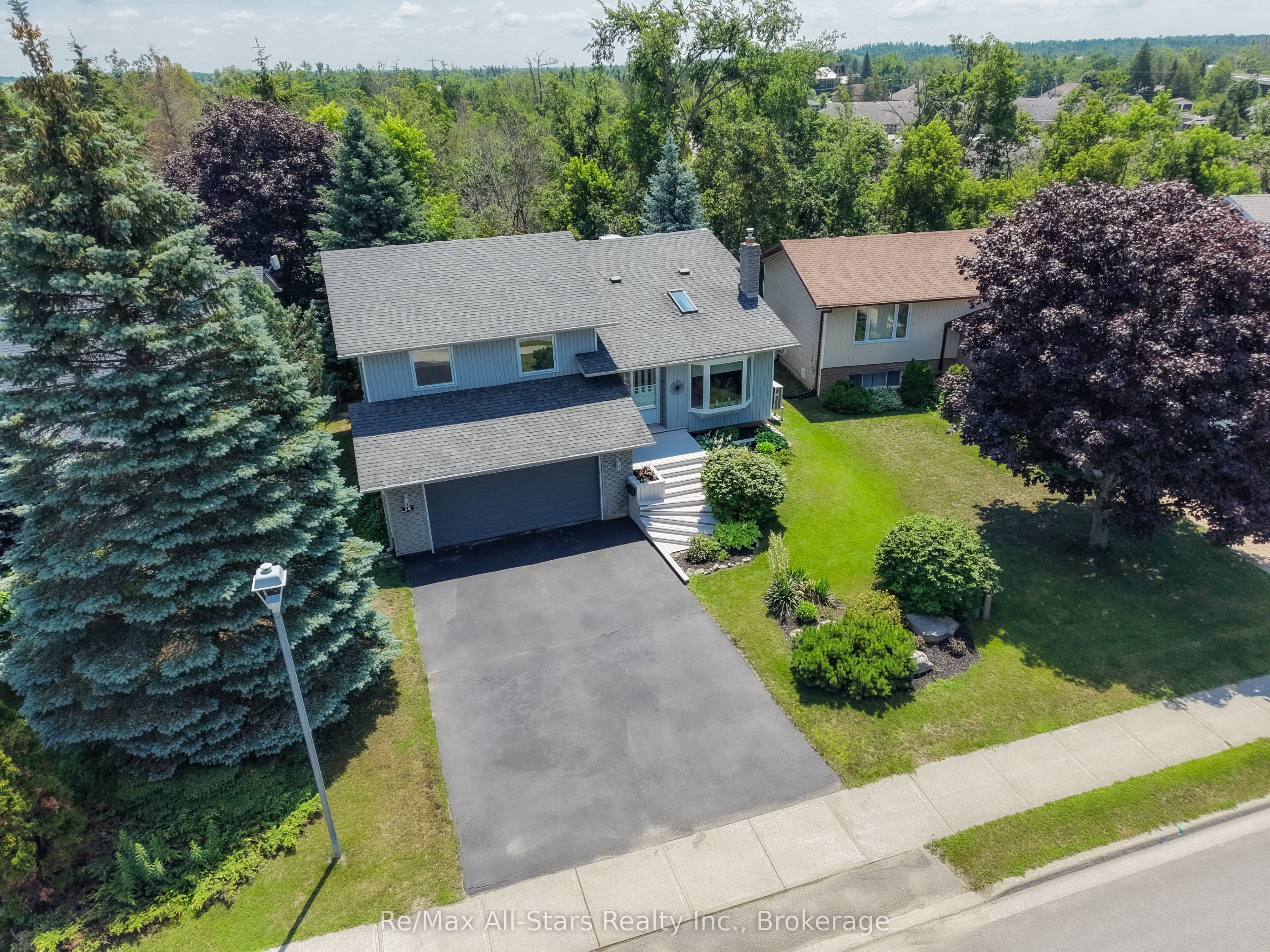 16 Cedartree Lane, Kawartha Lakes, ON K0M 1A0