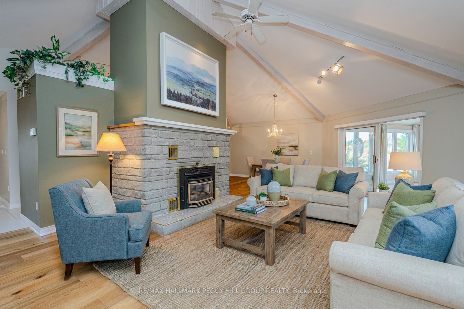 1564 Honey Harbour Road, Georgian Bay, ON L0K 1S0 photo 3