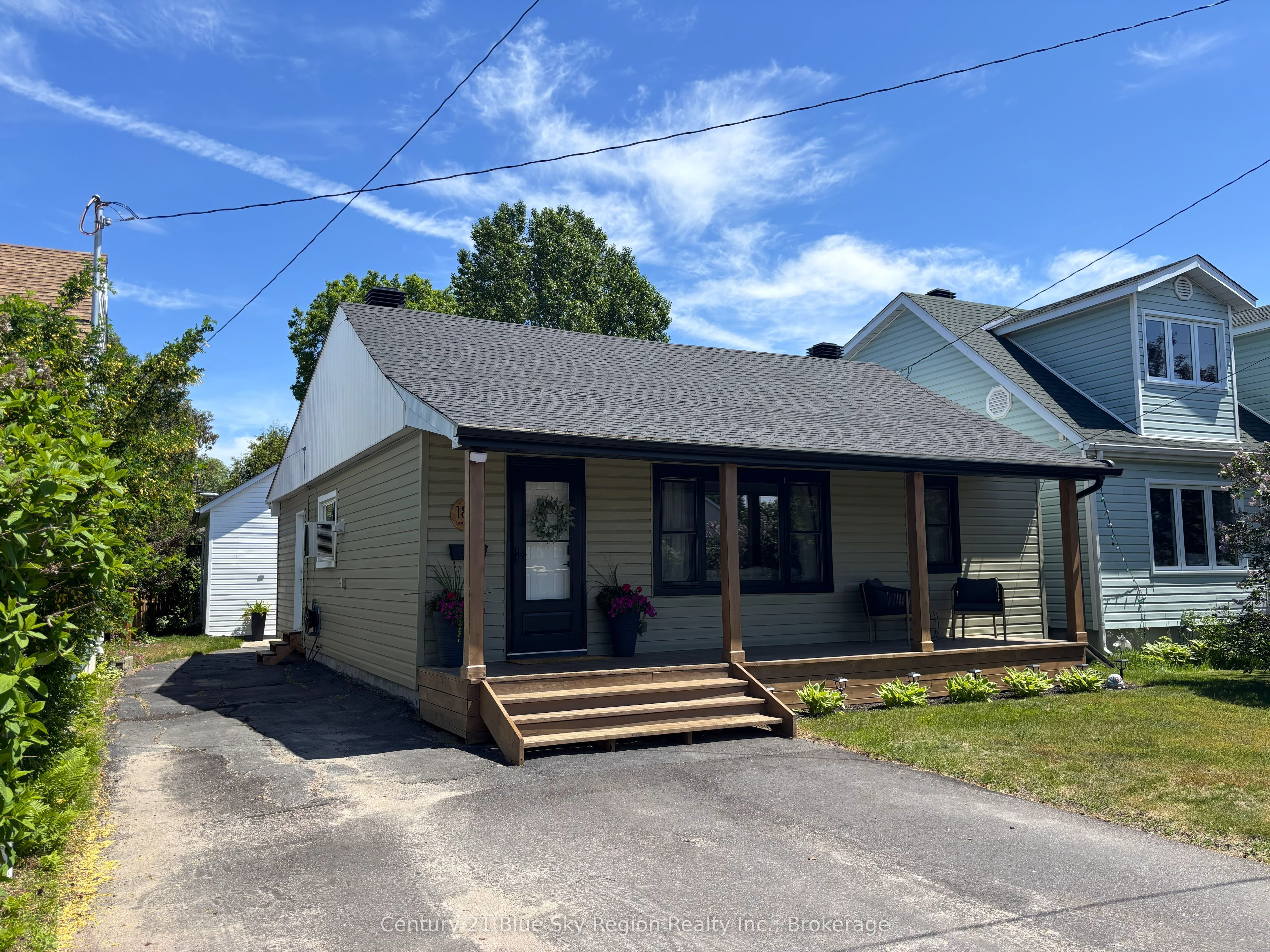 188 Lee Avenue, North Bay, ON P1A 2K3 photo 2