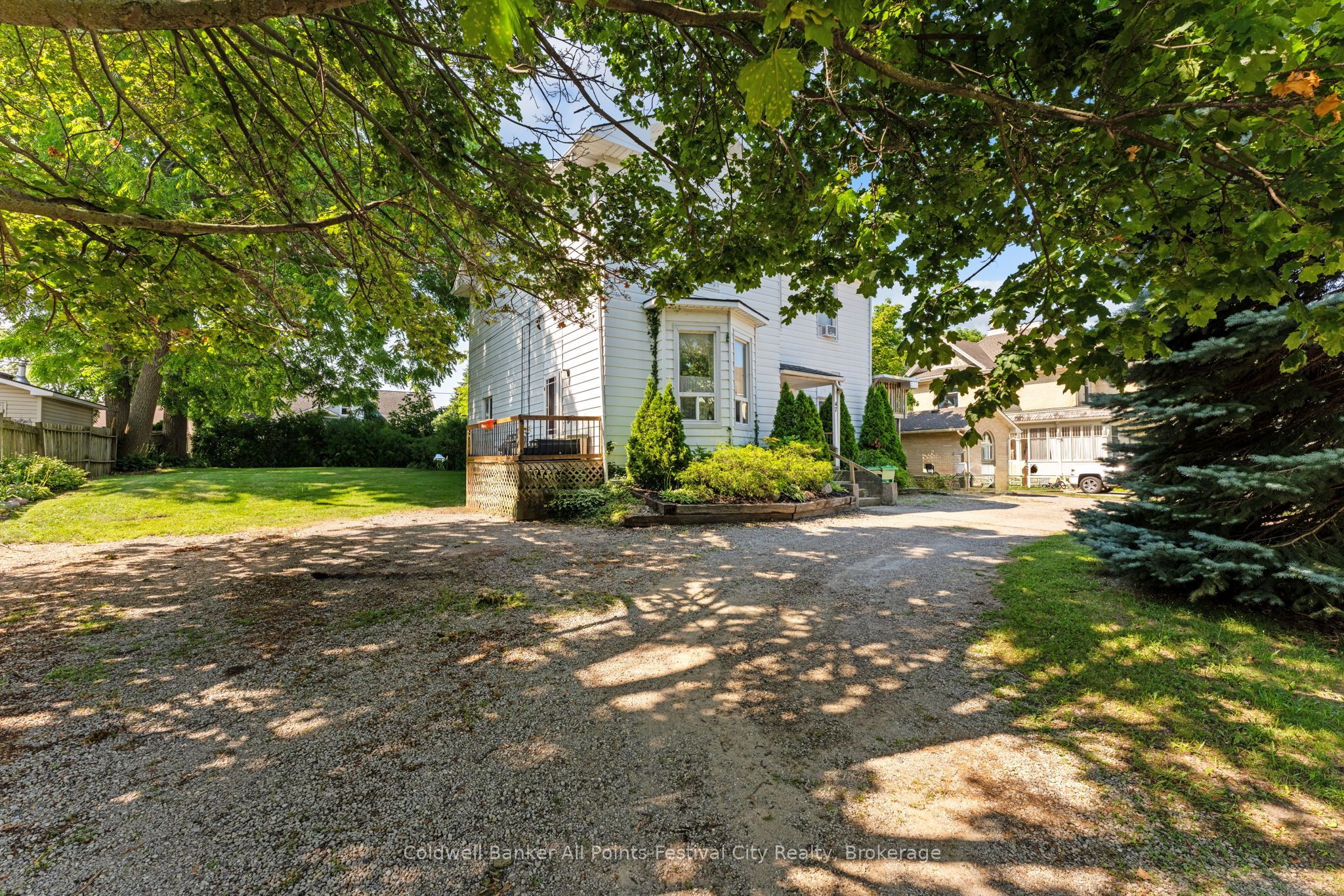 47 Elgin Avenue W, Goderich, ON N7A 2E1 photo 3