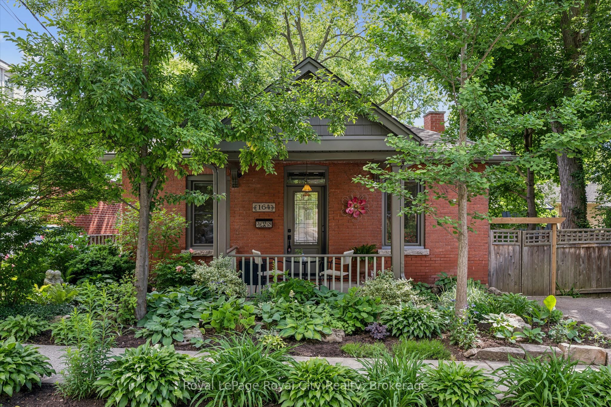 164 King Street, Guelph, ON N1E 4R1 photo 2