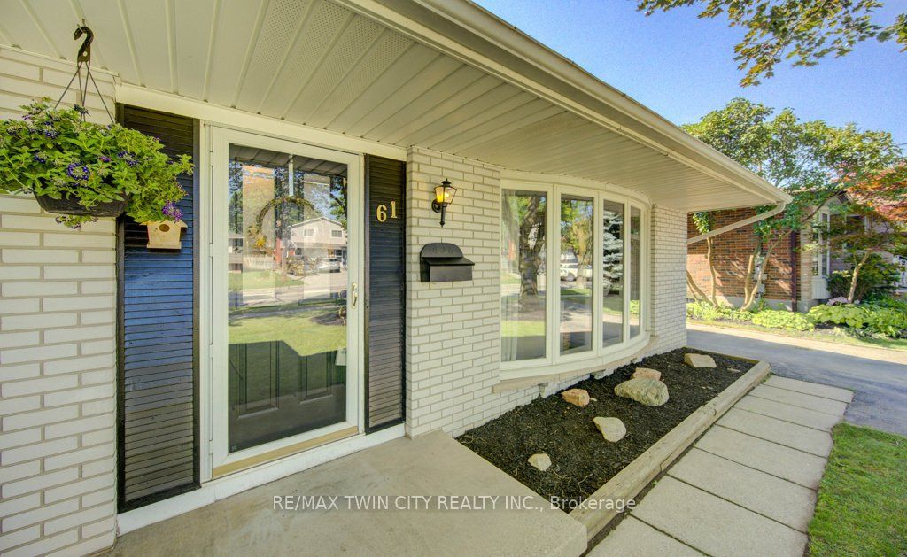 61 Windsor Street, Guelph, ON N1E 3N3 photo 4