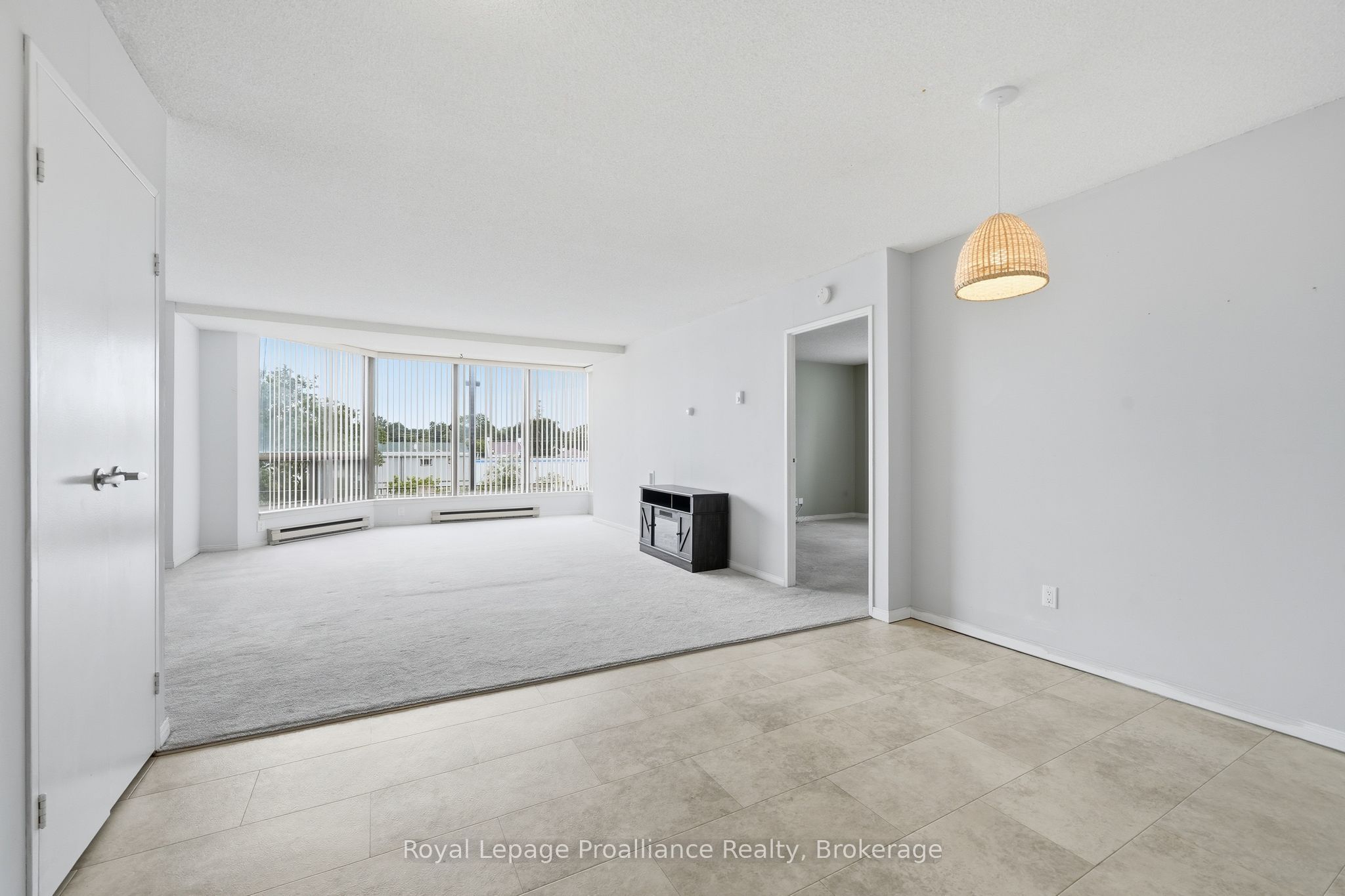 344 Front Street 302, Belleville, ON K8N 5M4 photo 5