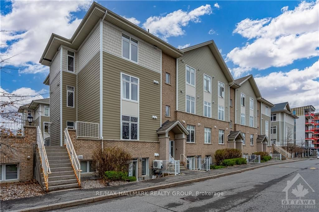 326 EVEREST Private C, Elmvale Acres and Area, ON K1G 4E3