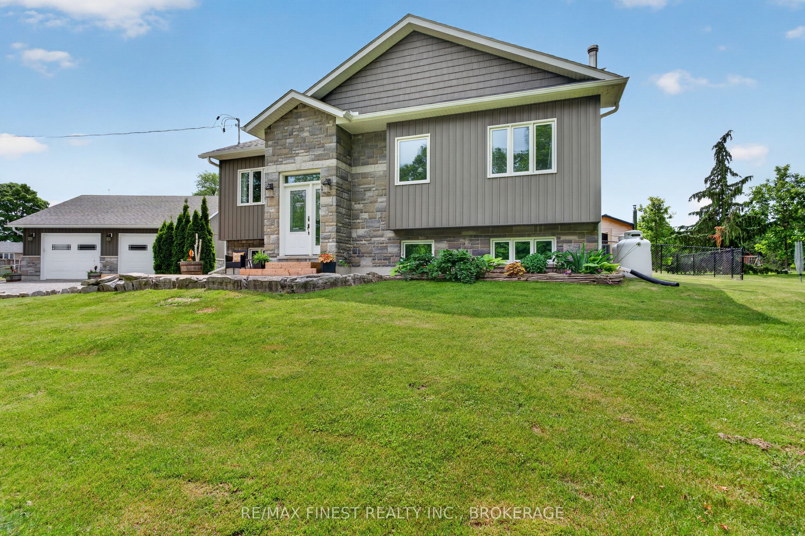 1415 Rickards Road, Frontenac, ON K0H 2L0 photo 2