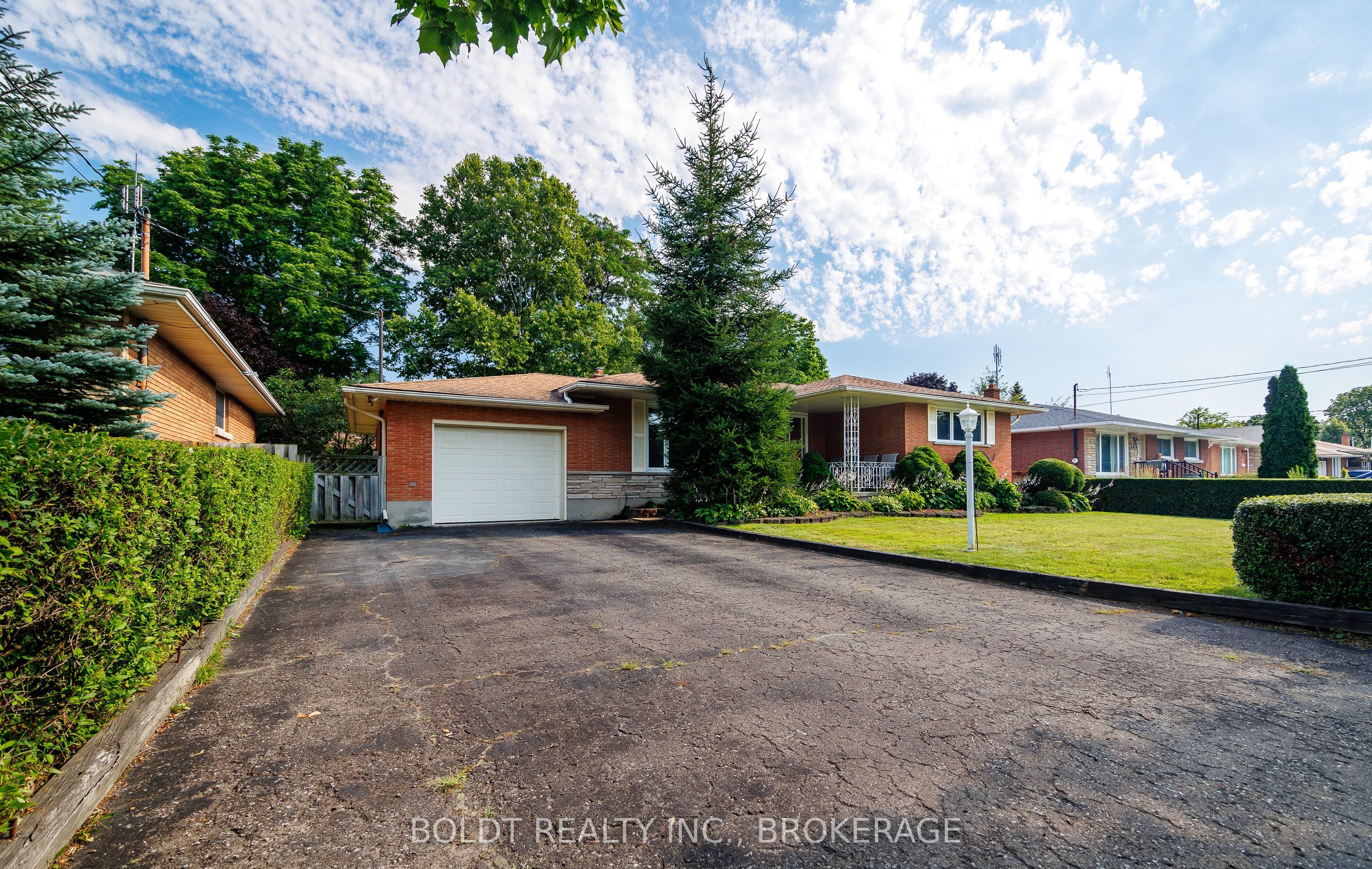 620 Scott Street, St. Catharines, ON L2M 3X8 photo 3