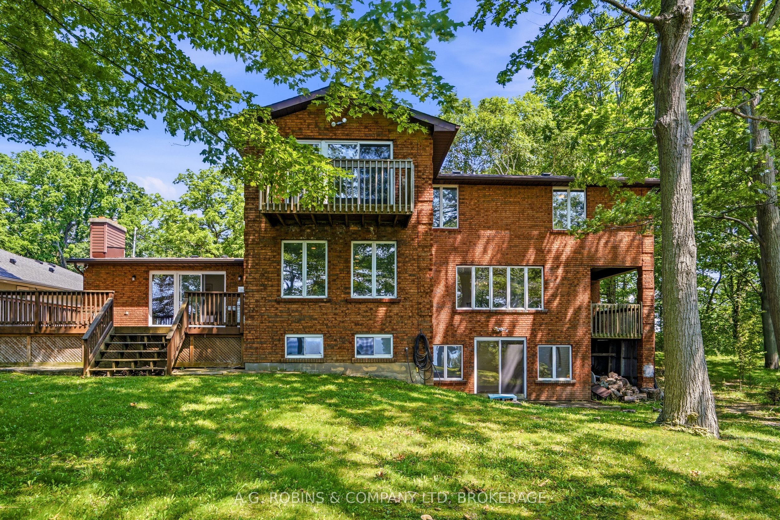 559 Lakeshore Road E, Port Colborne, ON L3K 5V3 photo 3