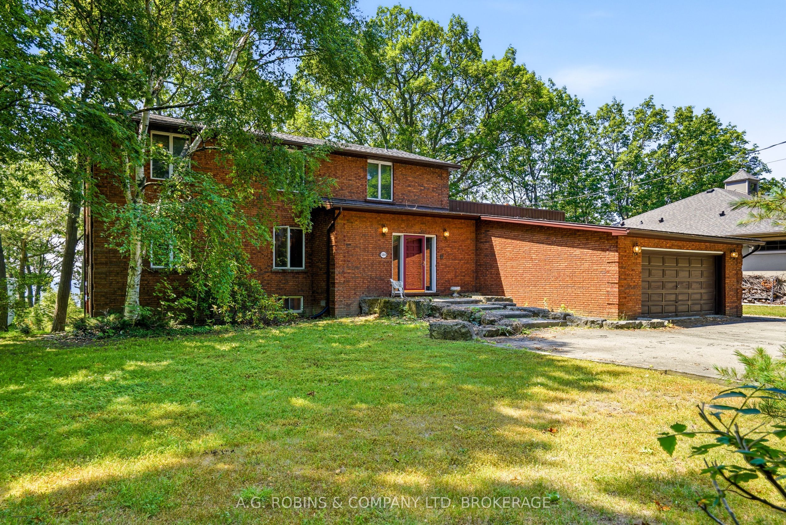 559 Lakeshore Road E, Port Colborne, ON L3K 5V3 photo 4