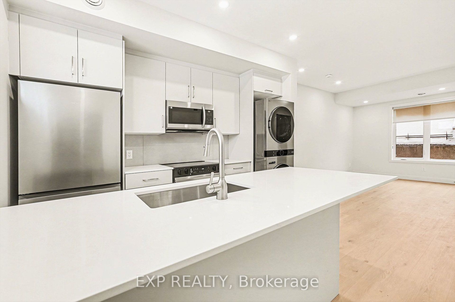 1301 Dorchester Avenue 5, Carlington - Central Park, ON K1Z 8E8 photo 5