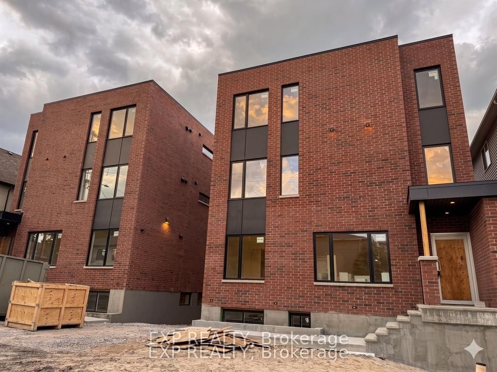 1301 Dorchester Avenue 4, Carlington - Central Park, ON K1Z 8E8