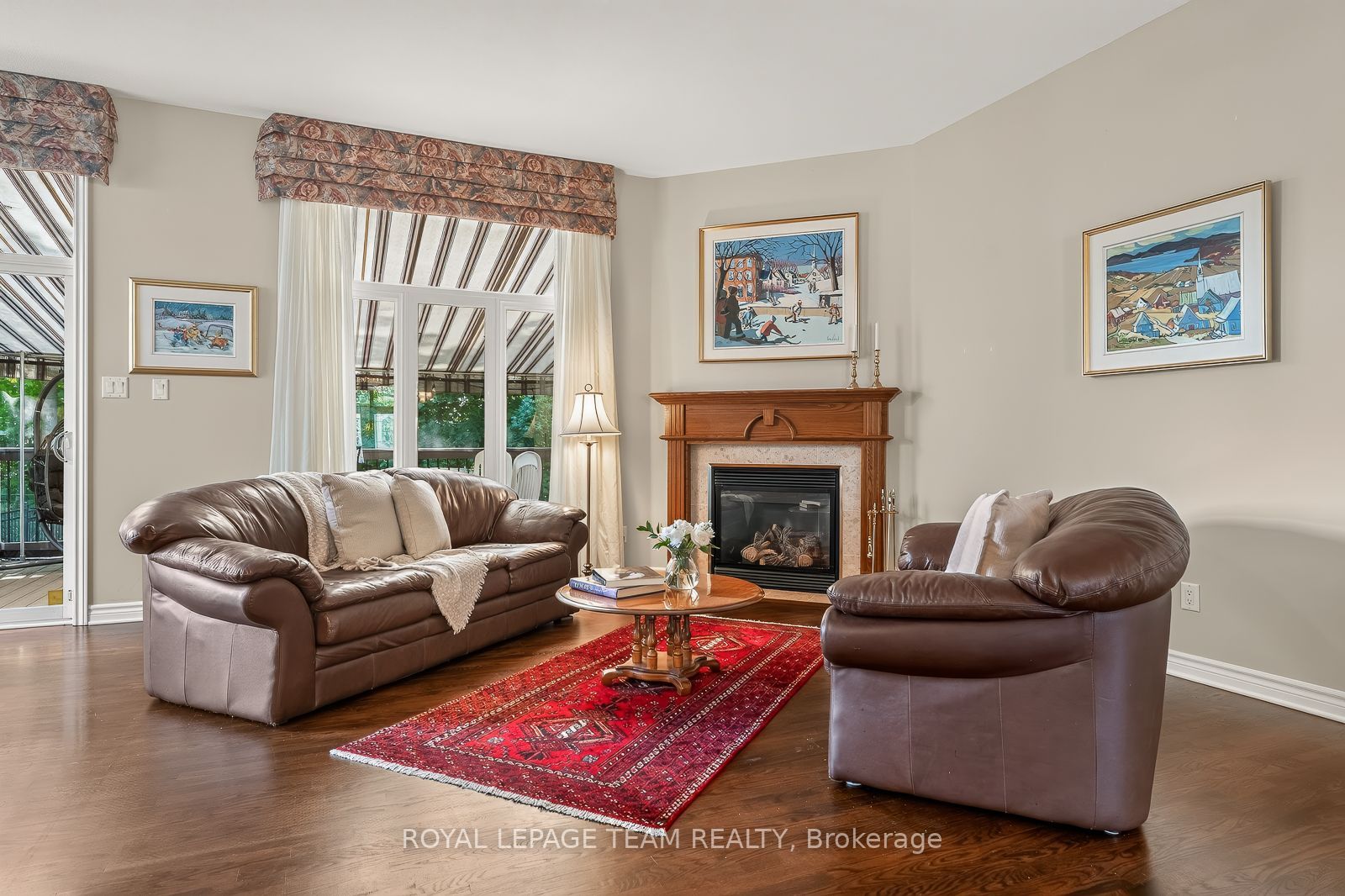 102 Golflinks Drive, Barrhaven, ON K2J 5L3 photo 2