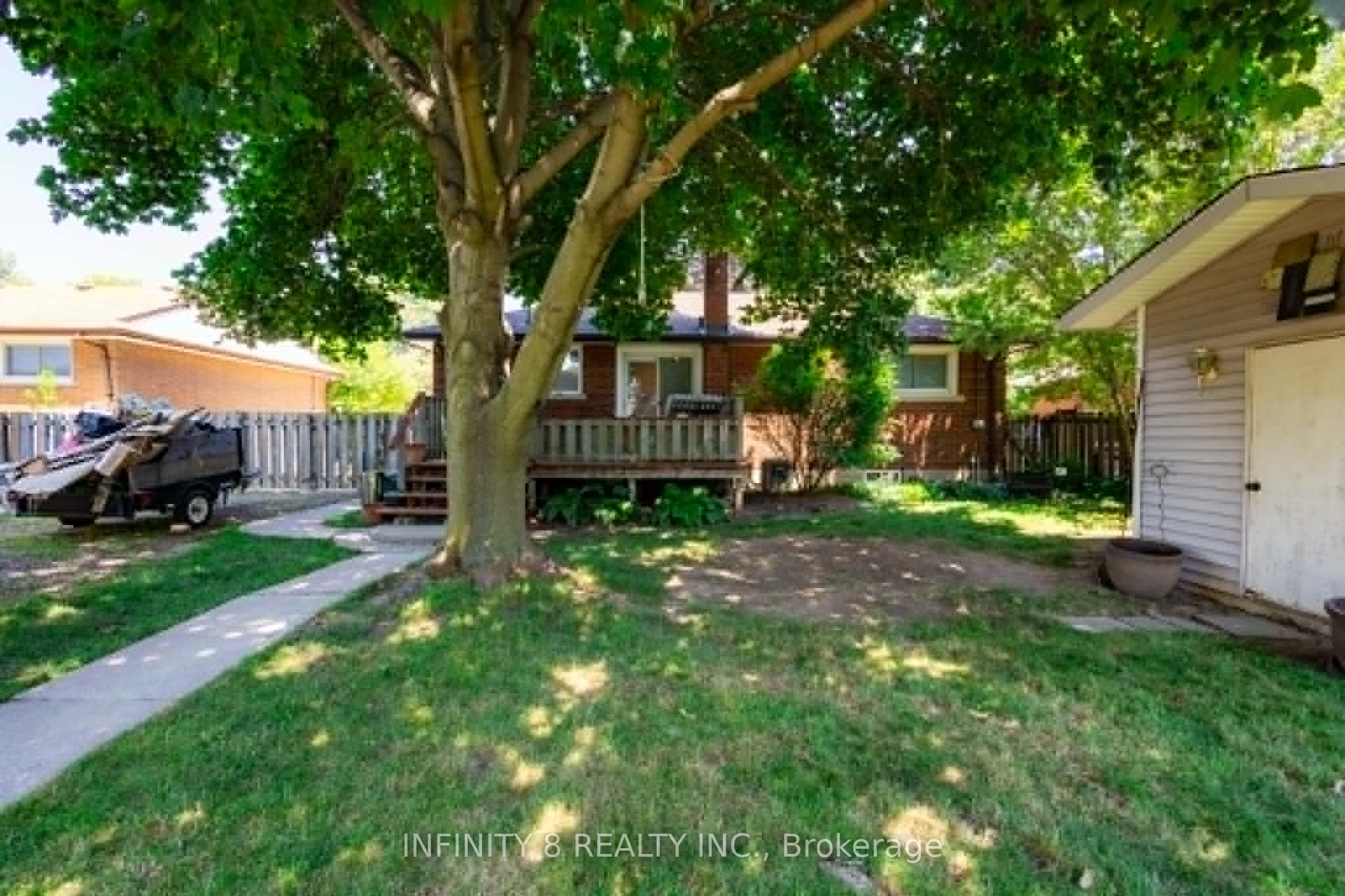 39 Howard Avenue E, St. Catharines, ON L2N 3W8 photo 2