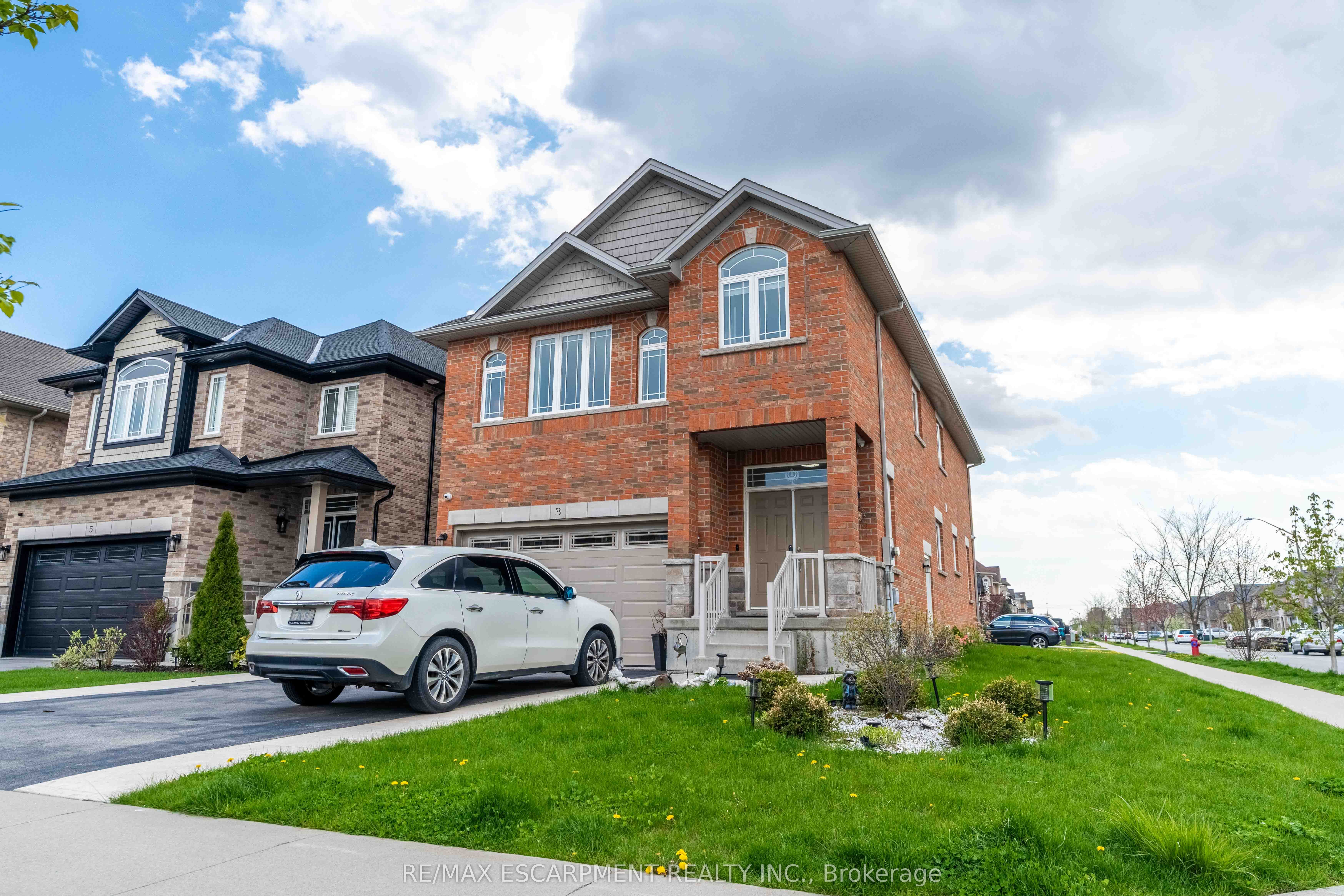 3 NARBONNE Crescent, Hamilton, ON L8J 1P0 photo 3