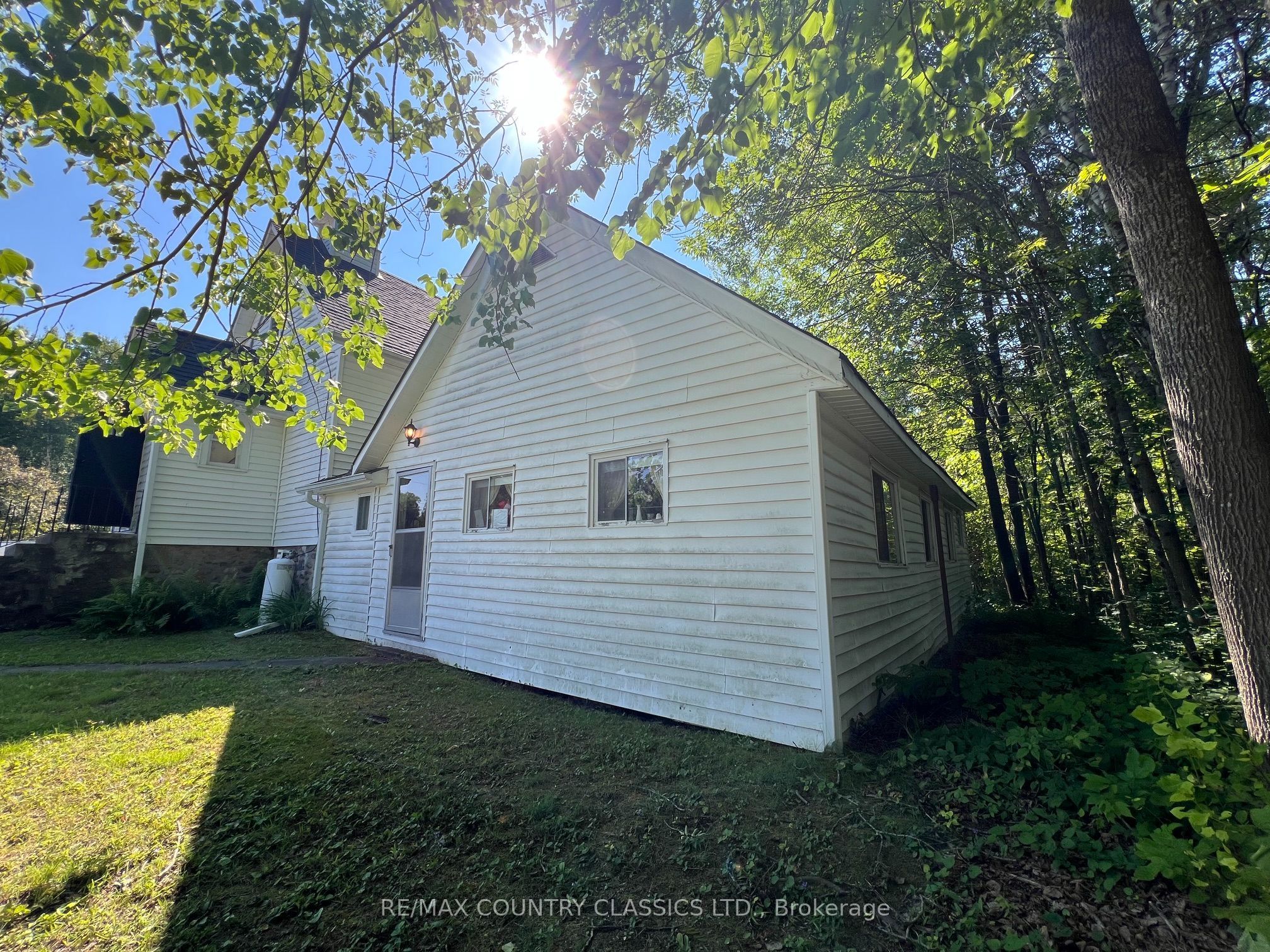 113 Village Street, Hastings Highlands, ON K0L 1C0 photo 5