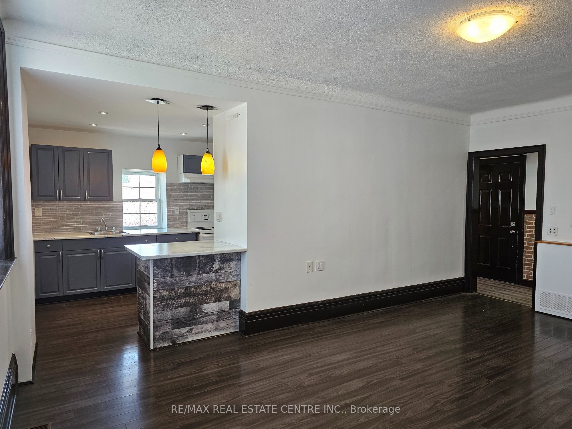 1-3 Mill Street 1, Quinte West, ON K0K 2C0