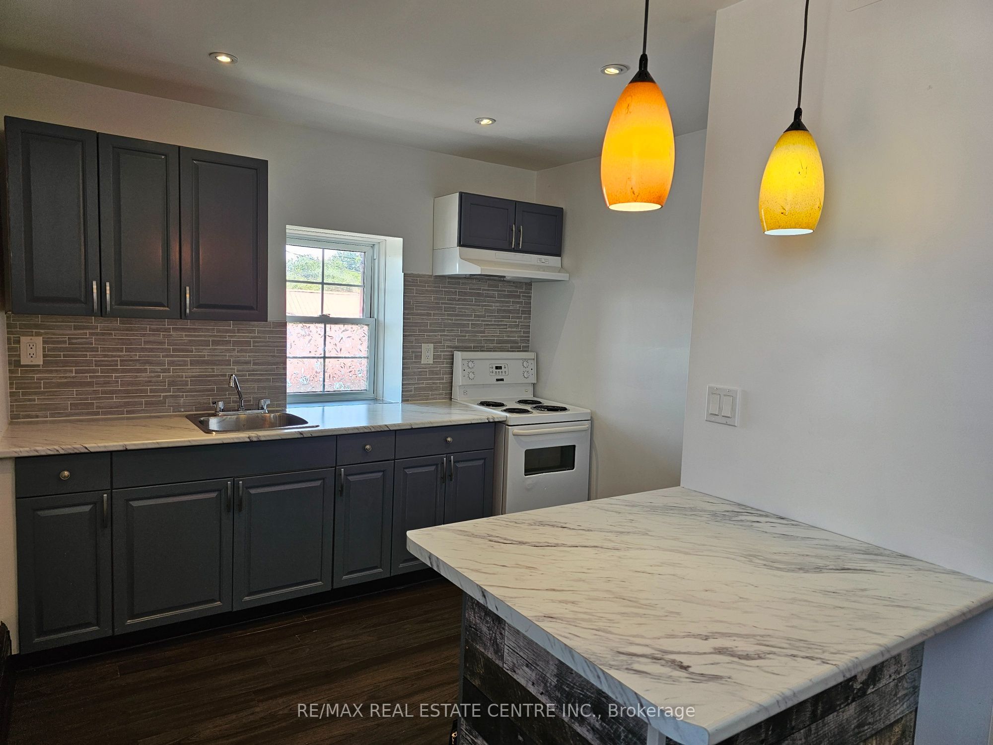 1-3 Mill Street 1, Quinte West, ON K0K 2C0 photo 2
