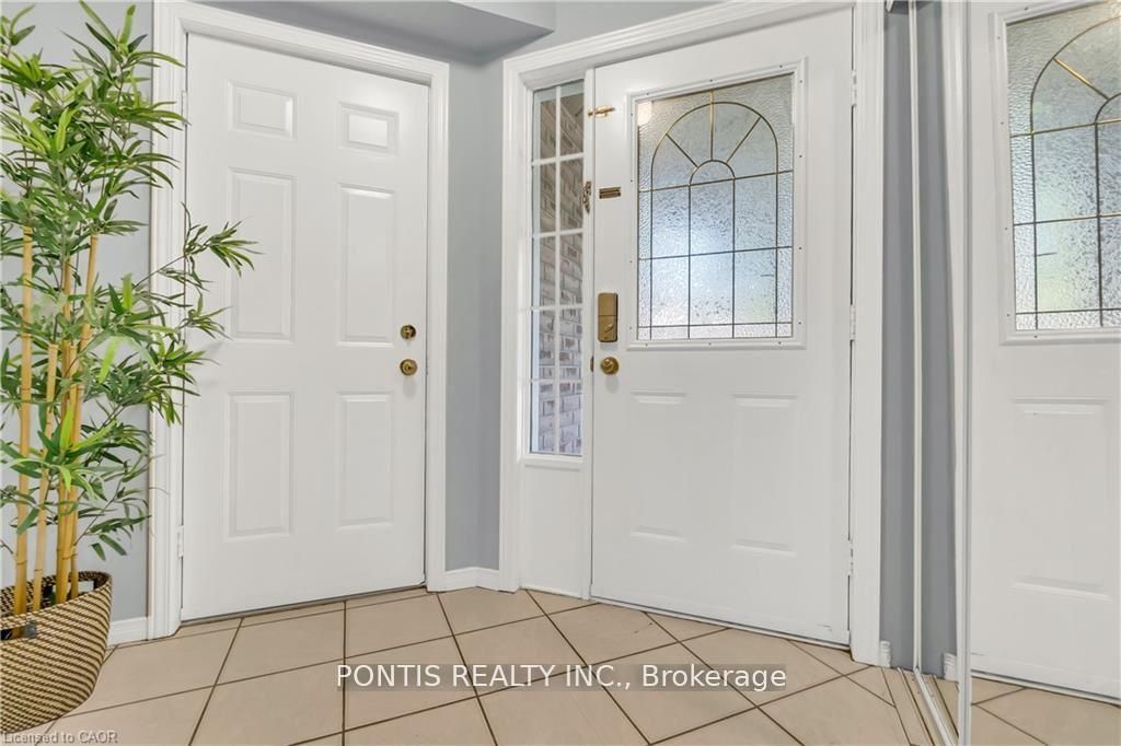 40 Alderson Drive, Cambridge, ON N3C 4C5 photo 4