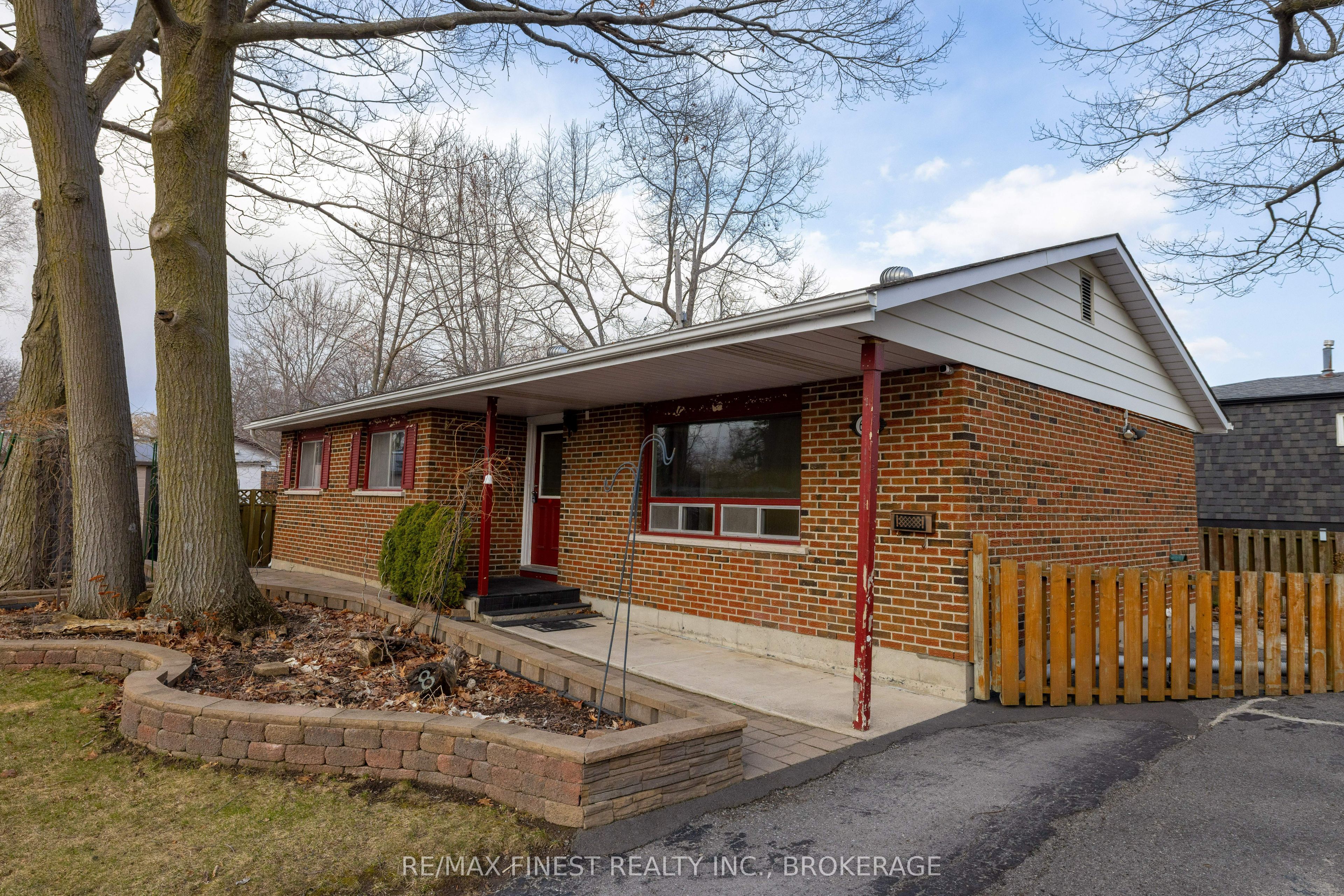628 Stanford Street, Kingston, ON K7M 6A1 photo 3