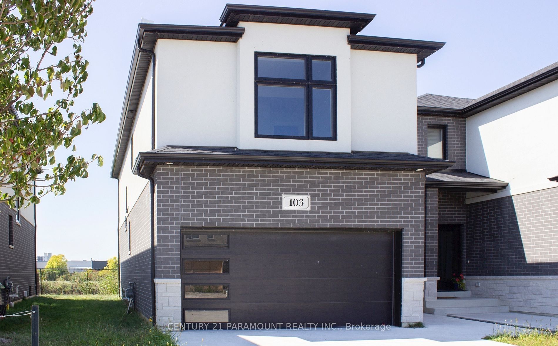 103 Eagle Street ON, Leamington, ON N8H 0G5