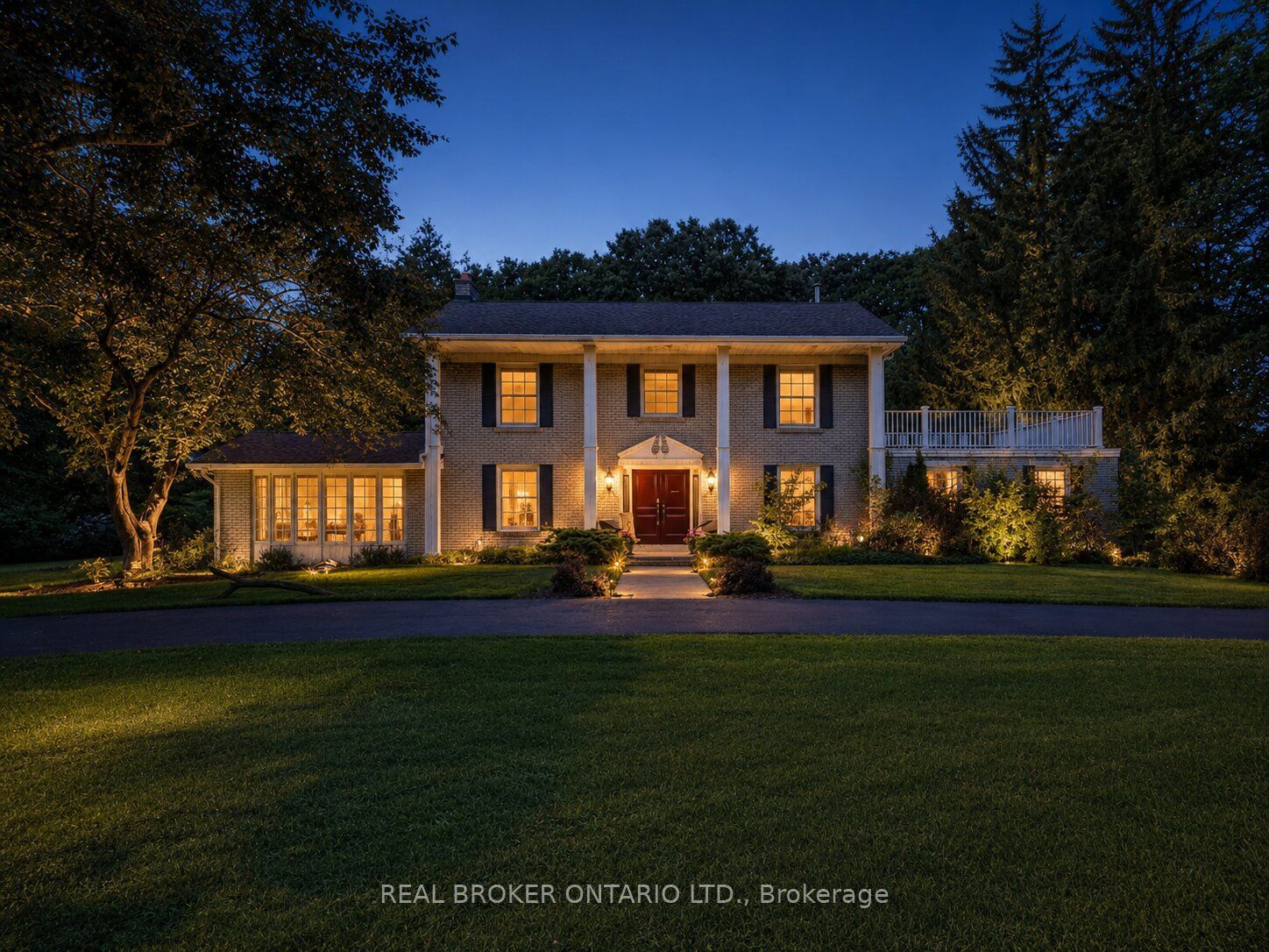 345 Jerseyville Road W, Hamilton, ON L9G 5C3 photo 2