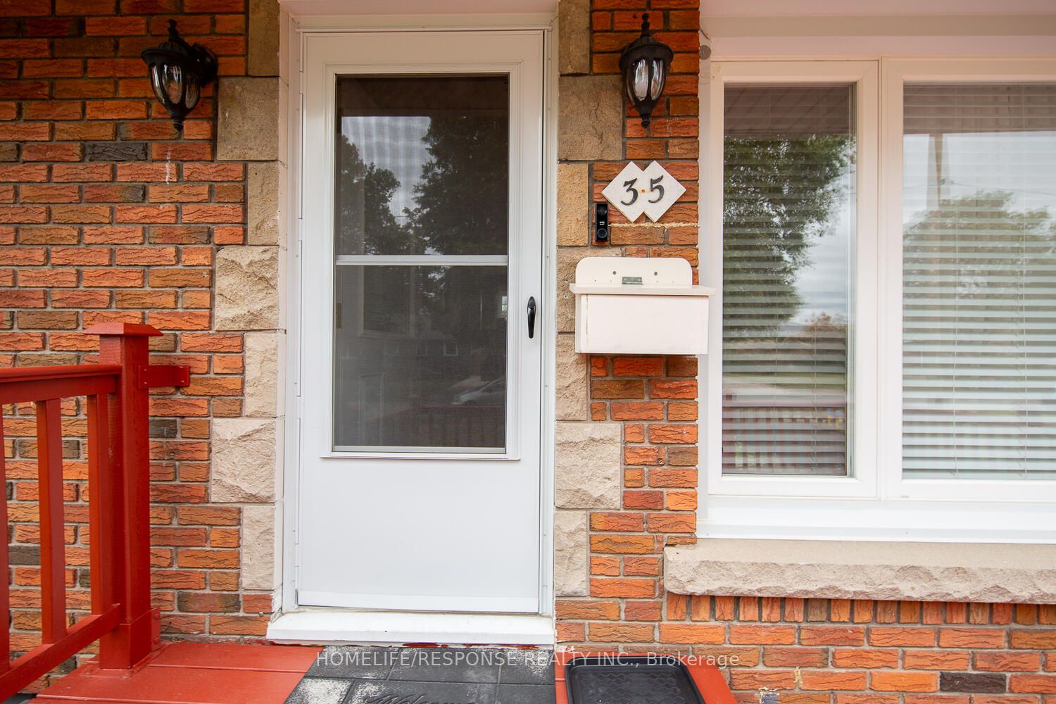 35 PARKDALE Drive, Thorold, ON L2V 2N5 photo 4