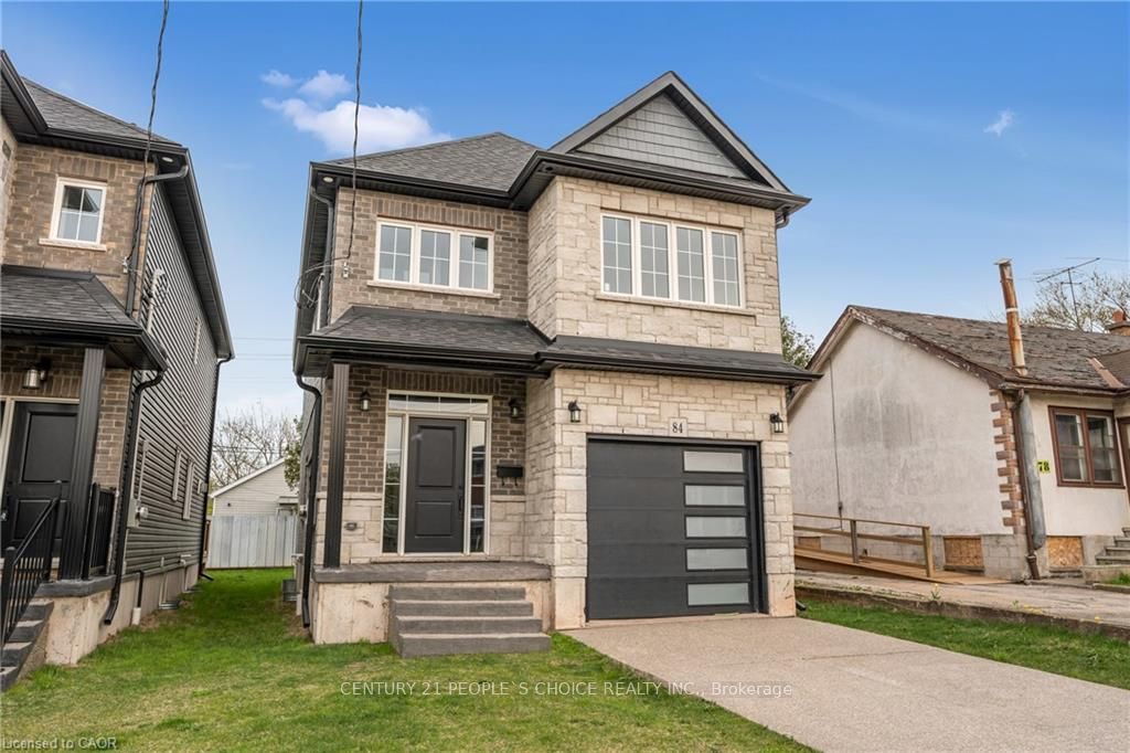 84 Beland Avenue (Upper), Hamilton, ON L8H 6C1