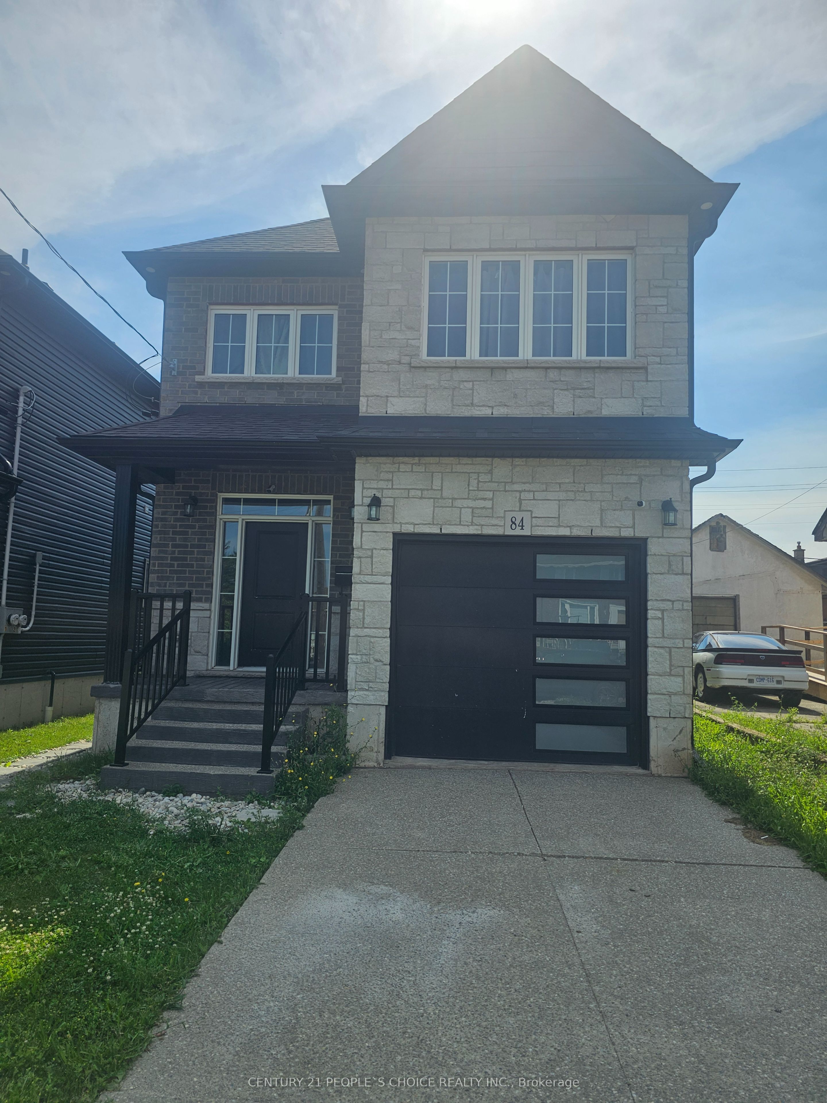 84 Beland Avenue (Upper), Hamilton, ON L8H 6C1 photo 2