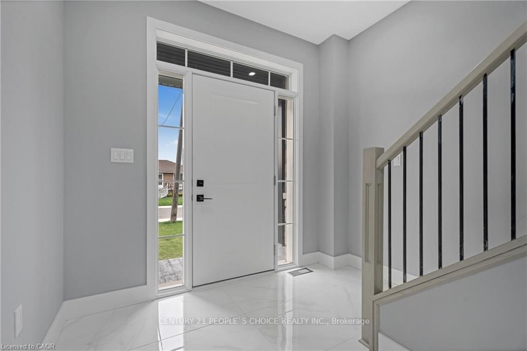 84 Beland Avenue (Upper), Hamilton, ON L8H 6C1 photo 3