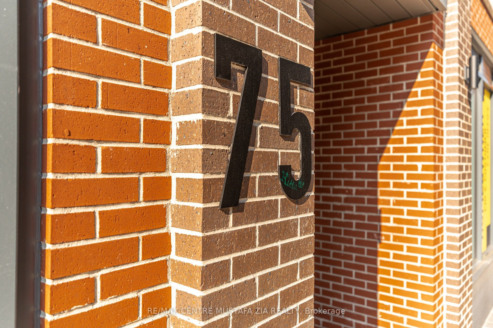 75 James Street S 1123, Hamilton, ON L8P 2Y9 photo 4