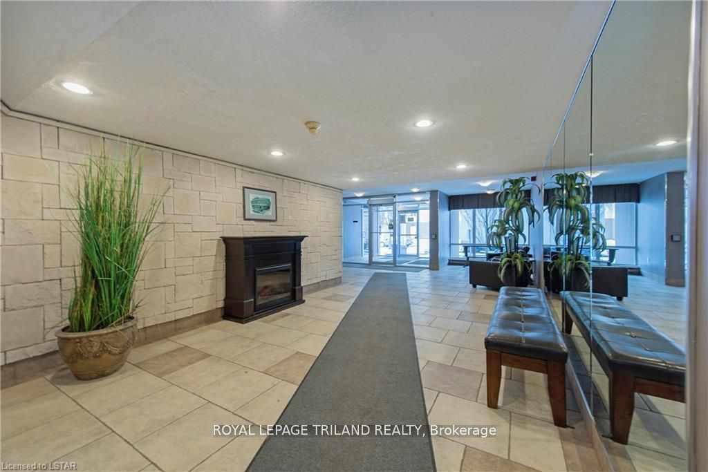 155 Kent Street 1205, London East, ON N6A 5N7 photo 3