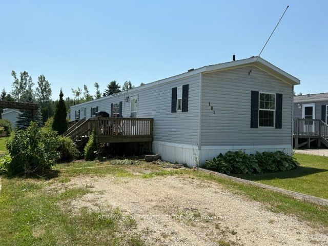 101 Maple Grove Village Road, Southgate, ON N0C 1B0