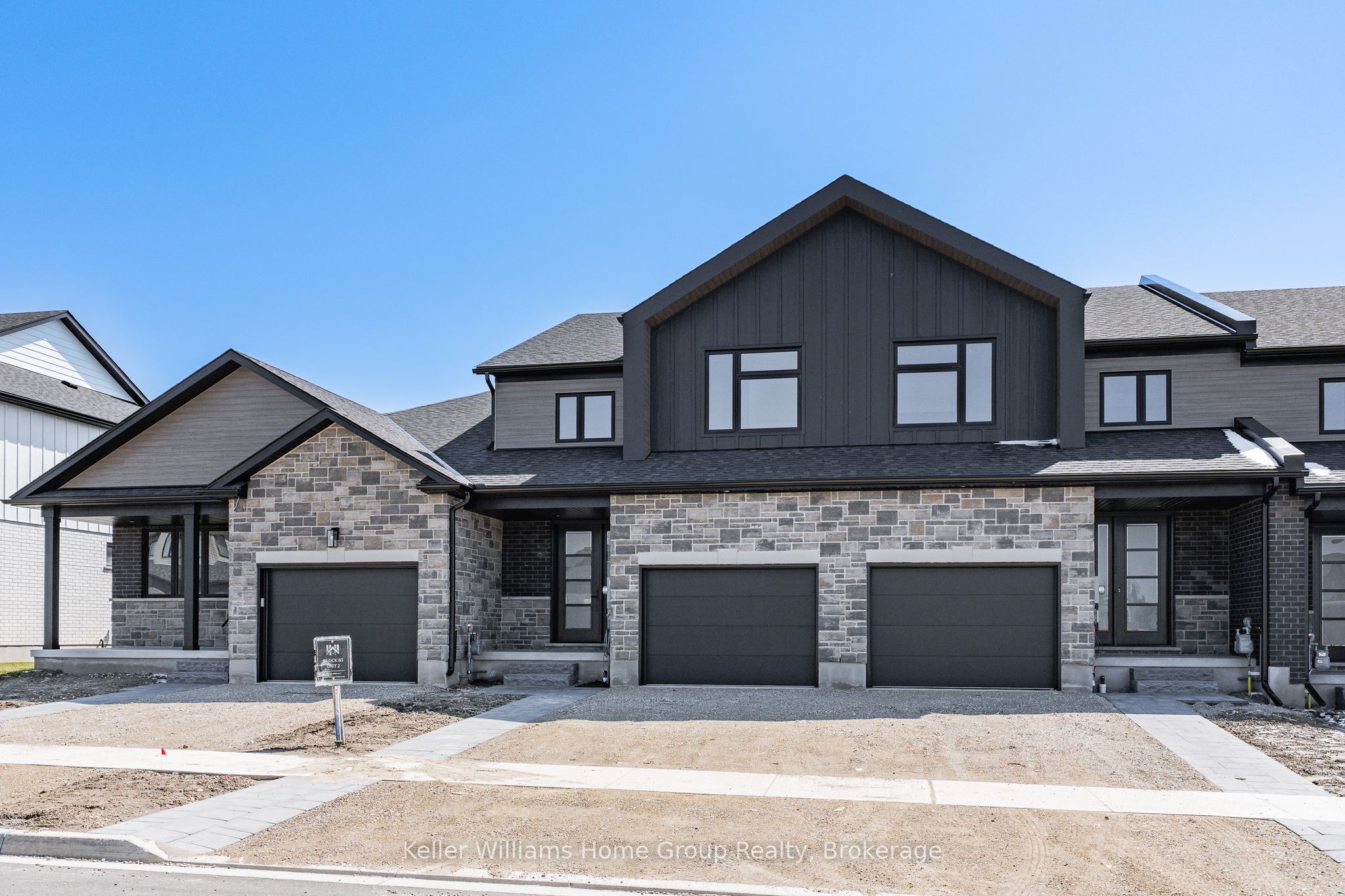27 Halls Drive, Centre Wellington, ON N0B 1S0 photo 2