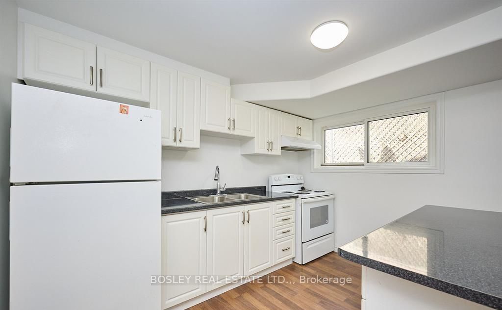 30 Via Dell Monte Street, St. Catharines, ON L2T 3Y1 photo 4