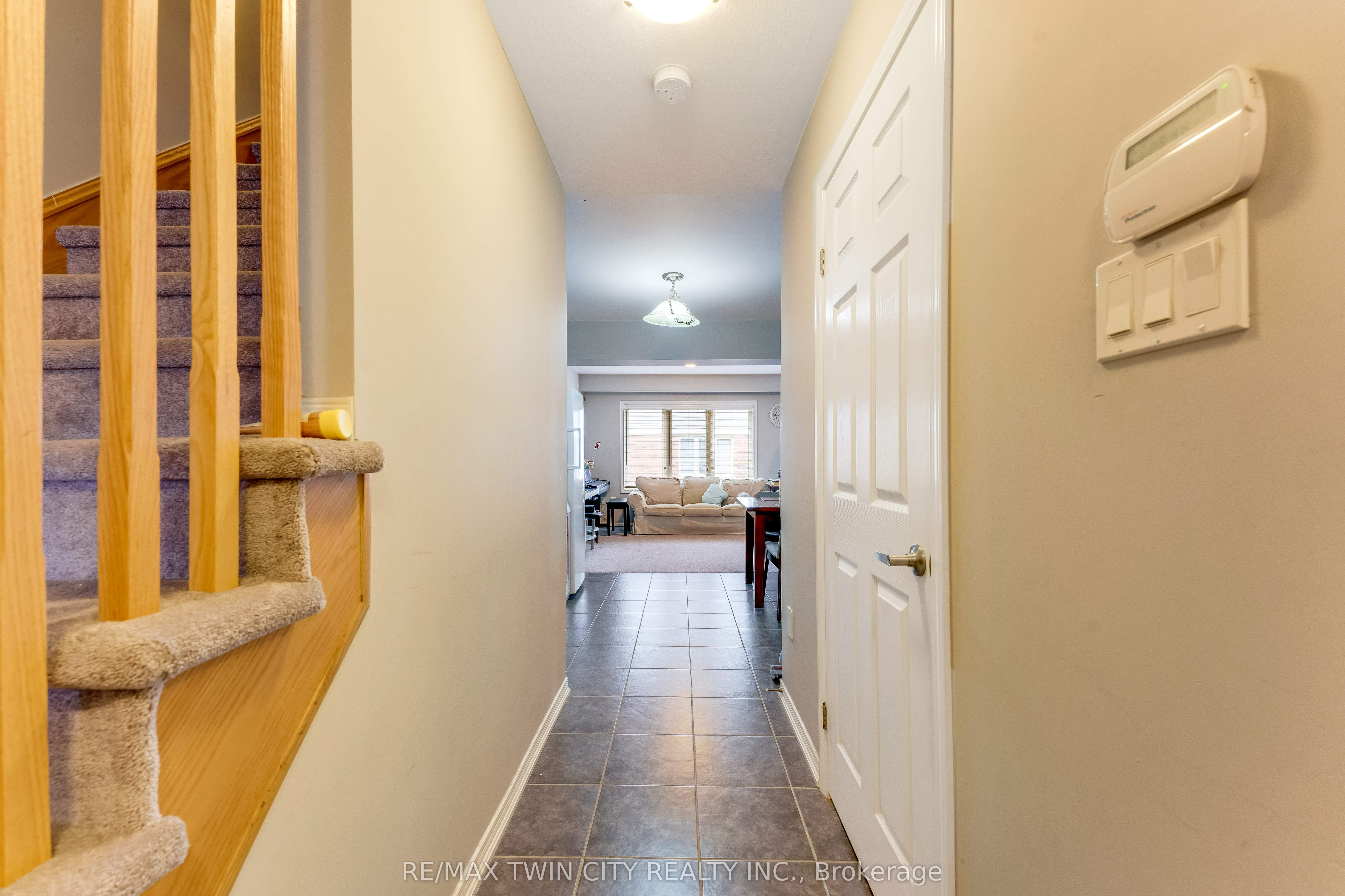 71 Glenvista Drive, Kitchener, ON N2R 0E3 photo 4