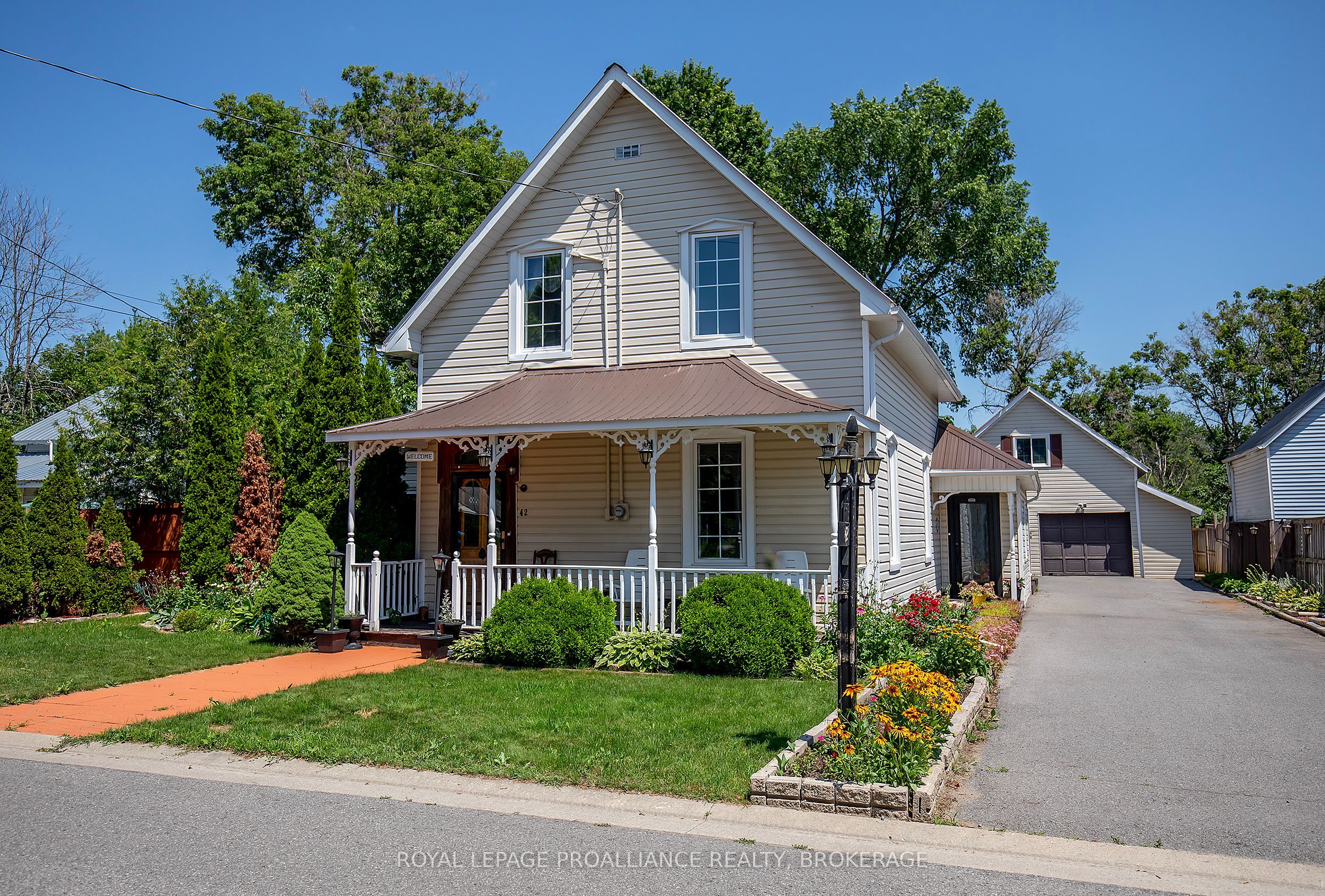42 Factory Street, Loyalist, ON K0H 2H0