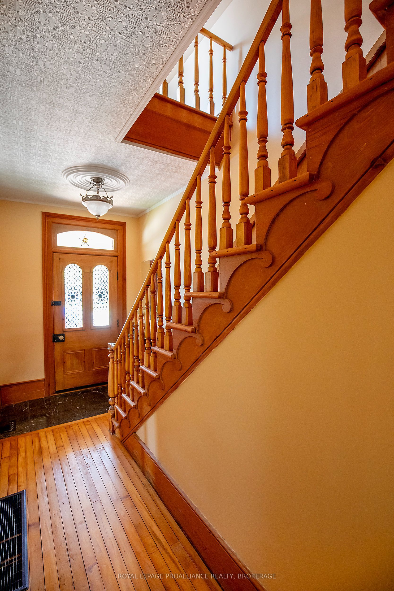 42 Factory Street, Loyalist, ON K0H 2H0 photo 4