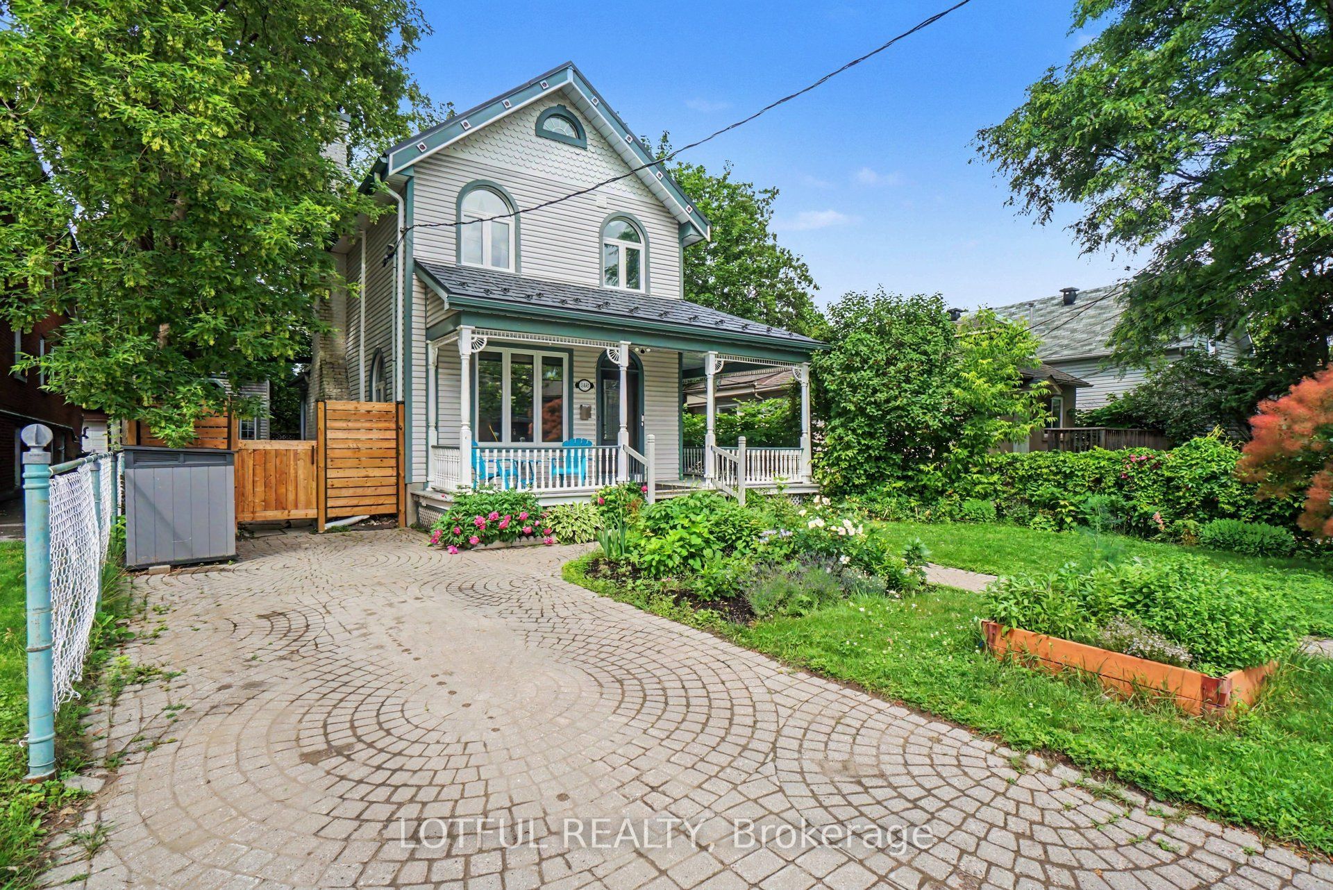 518 Hilson Avenue, Westboro - Hampton Park, ON K1Z 6C8 photo 2