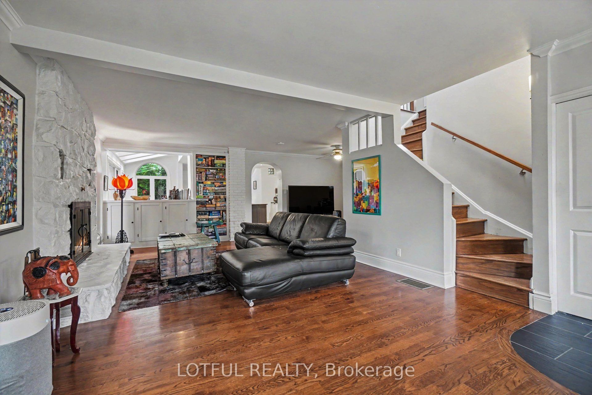 518 Hilson Avenue, Westboro - Hampton Park, ON K1Z 6C8 photo 3