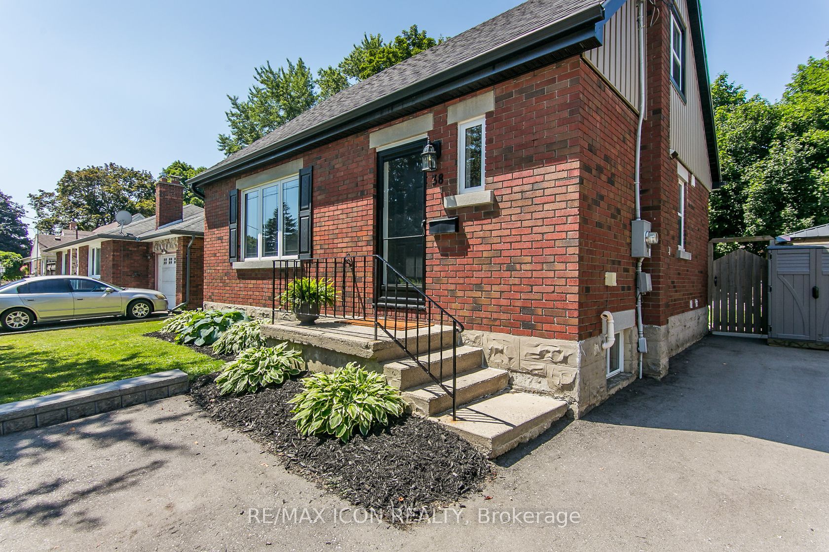 38 Scrimger Avenue, Cambridge, ON N1R 4V8 photo 3