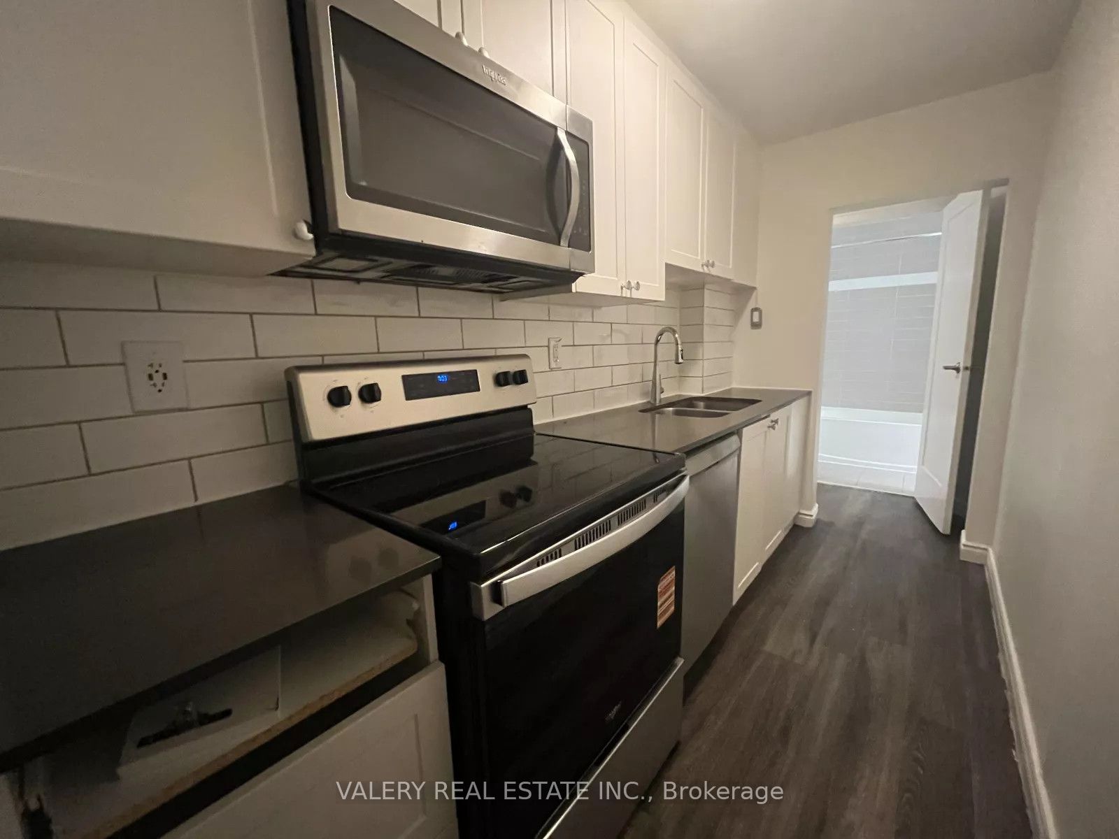 294 Chandler Drive 109, Kitchener, ON N2E 2K1 photo 5