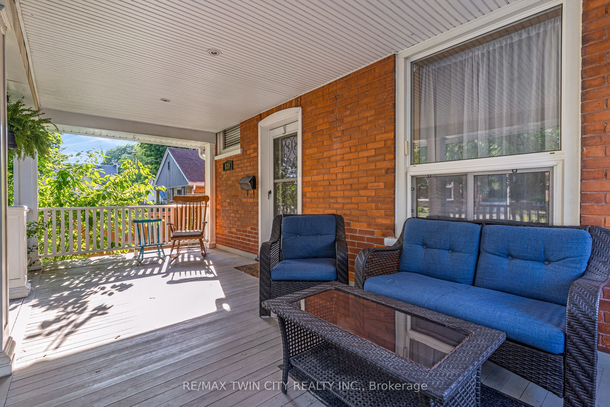 630 Lawrence Street, Cambridge, ON N3H 2M9 photo 3