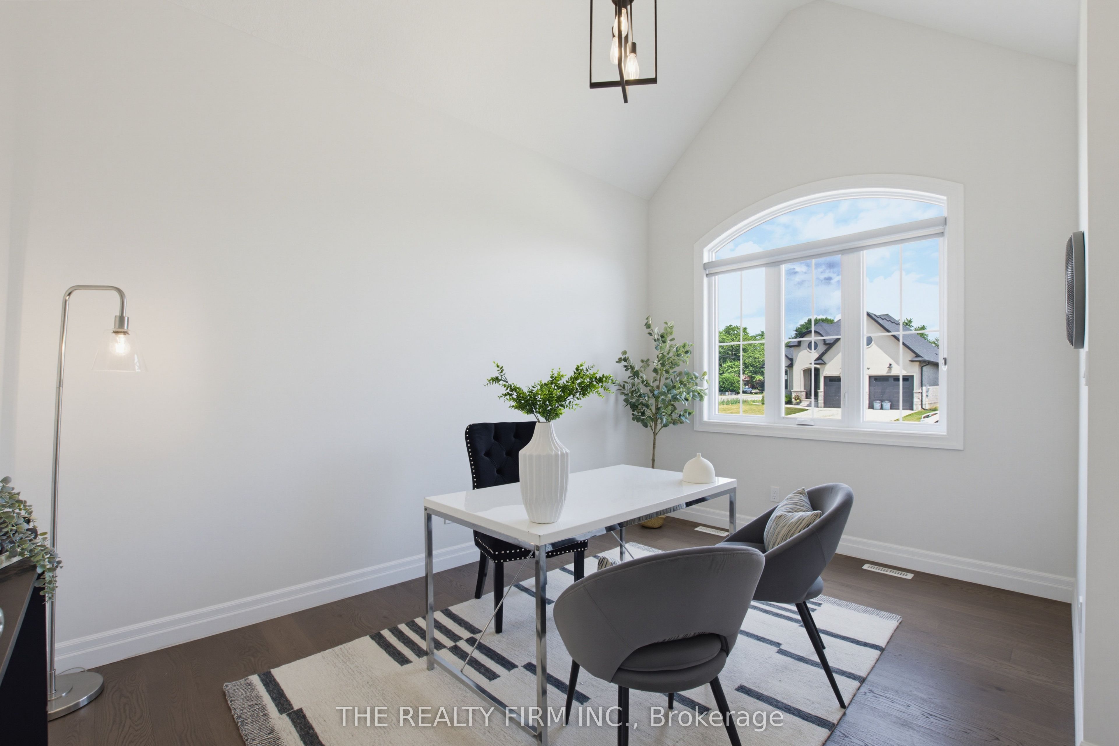 7 Aspen Circle, Thames Centre, ON N0M 0A4 photo 4
