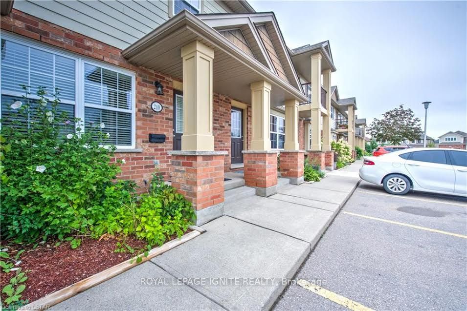 3320 Meadowgate Boulevard 240, London South, ON N6M 0B2 photo 3