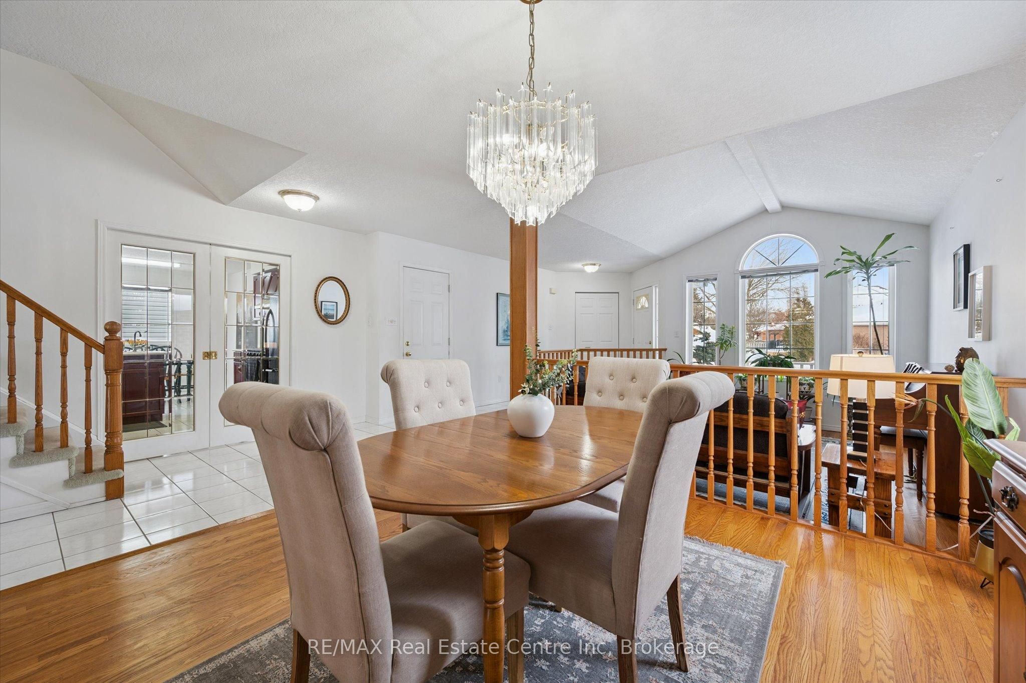 19 Merganser Drive, Guelph, ON N1C 1C8 photo 4