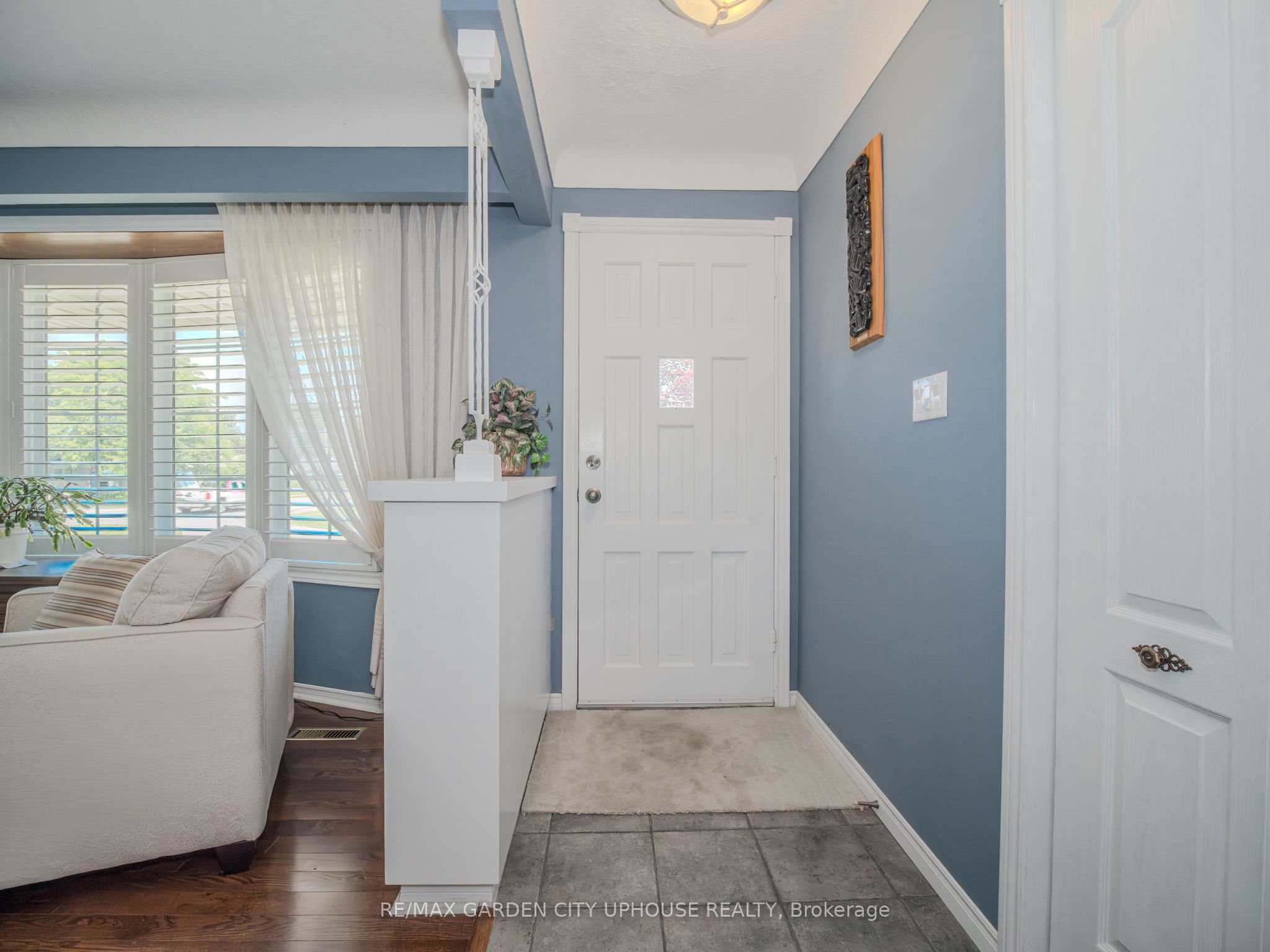 2 CROYDON Drive, St. Catharines, ON L2M 1J2 photo 3