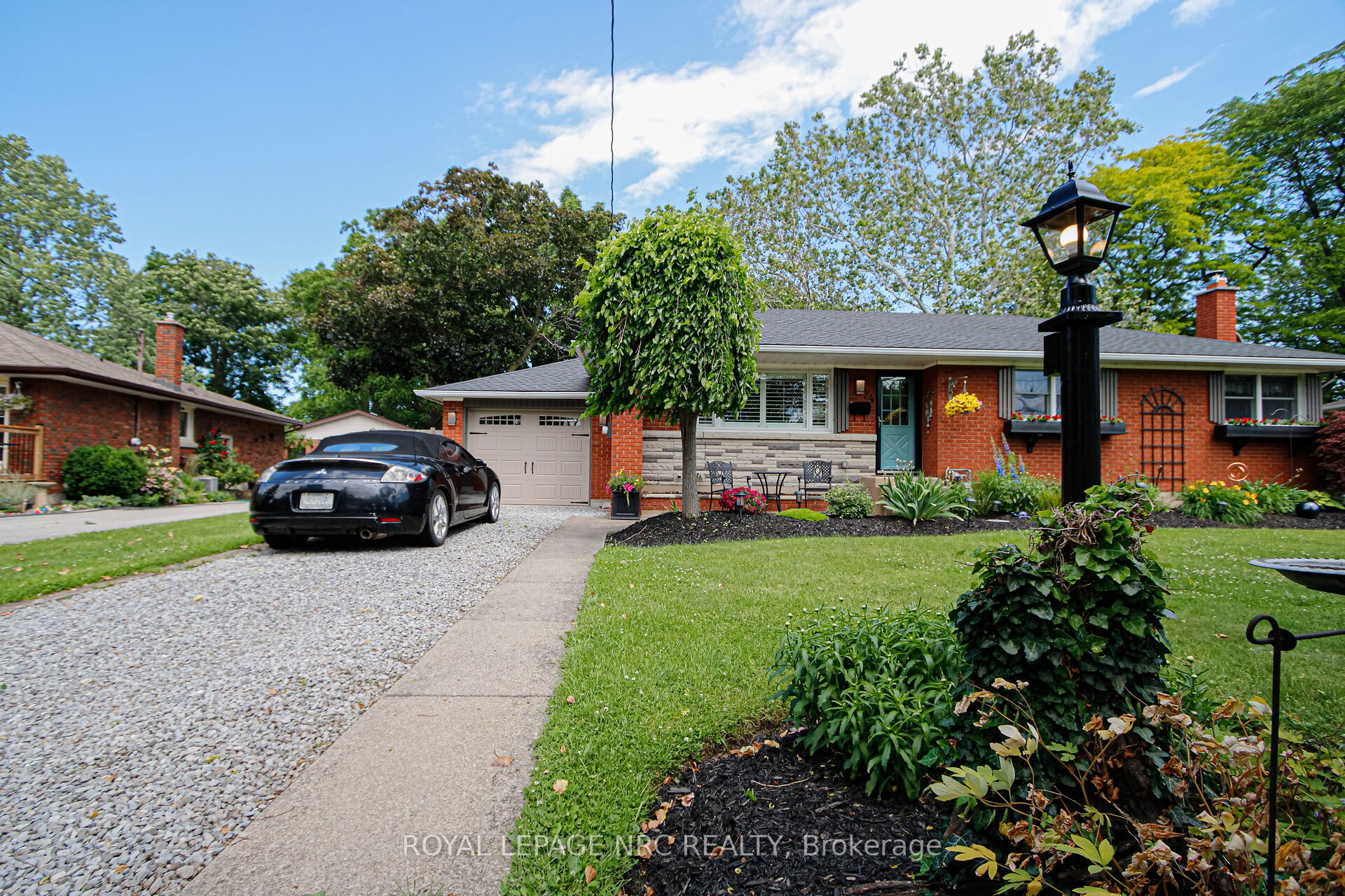 24 Juliana Crescent, St. Catharines, ON L2N 4B4 photo 4