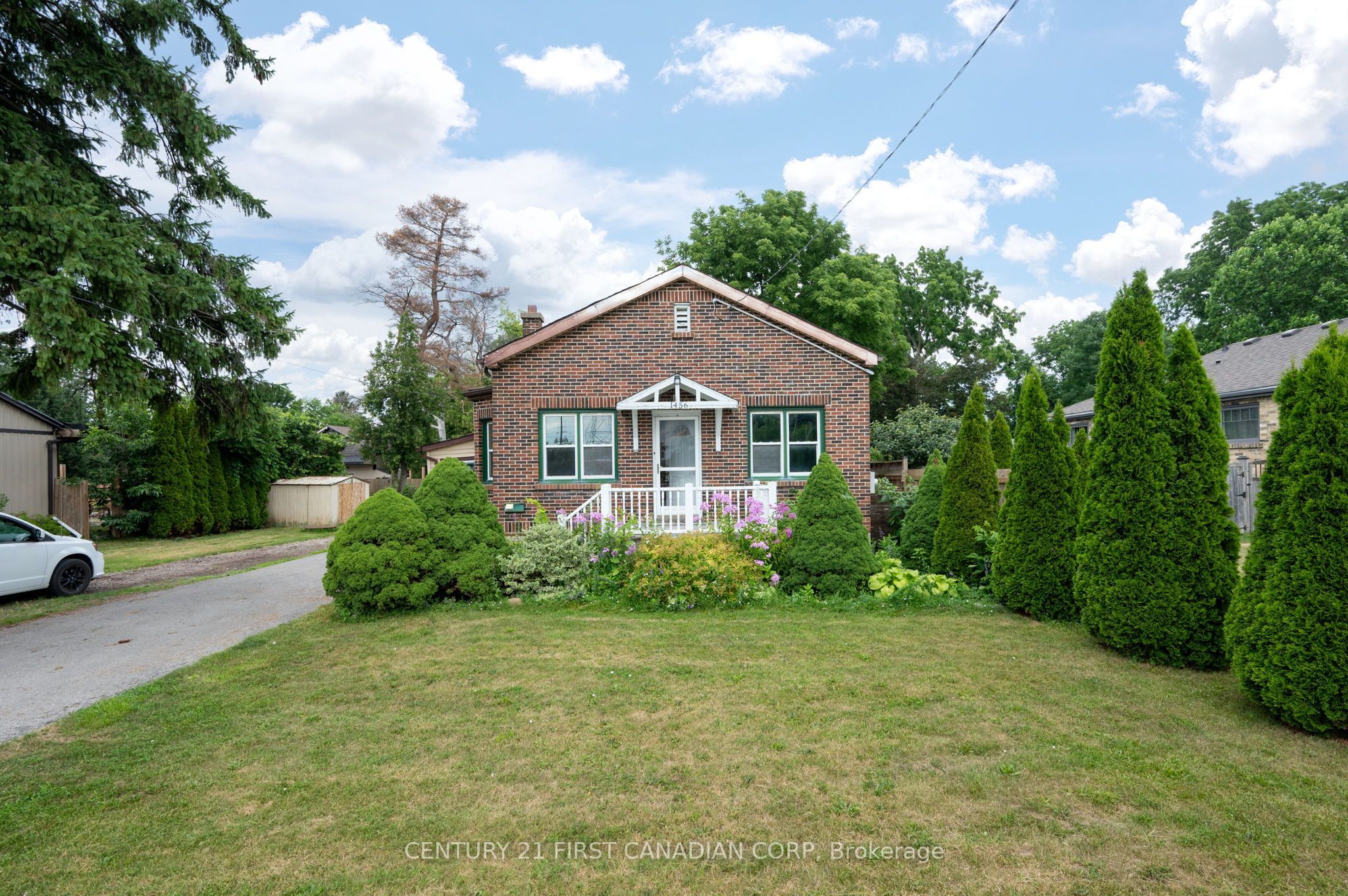 1456 Gore Road, London East, ON N5W 1T7 photo 2