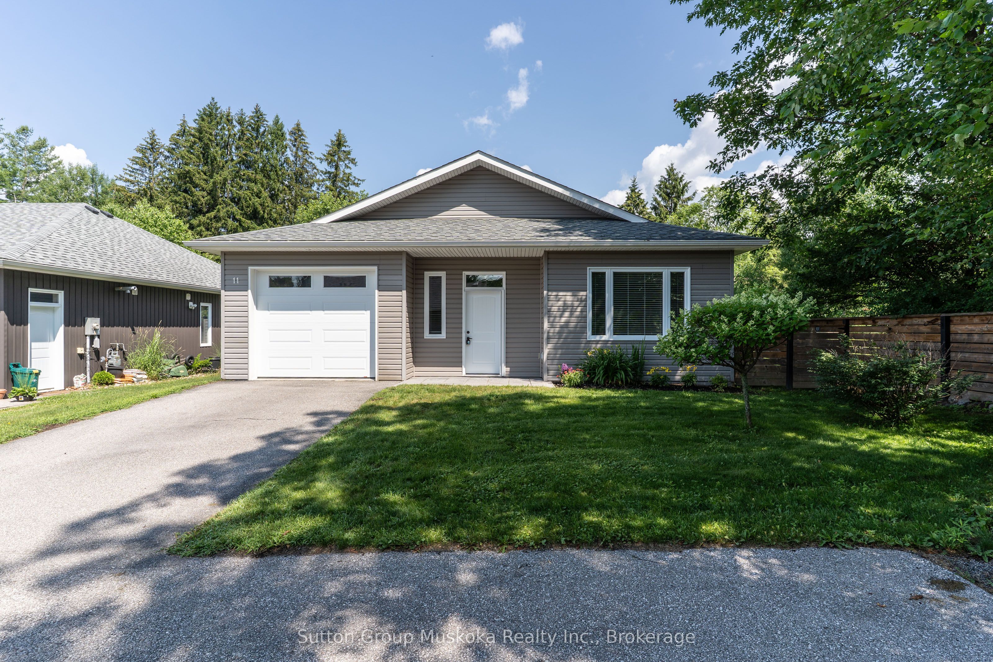 11 Autumn Lane 6, Huntsville, ON P1H 0C7