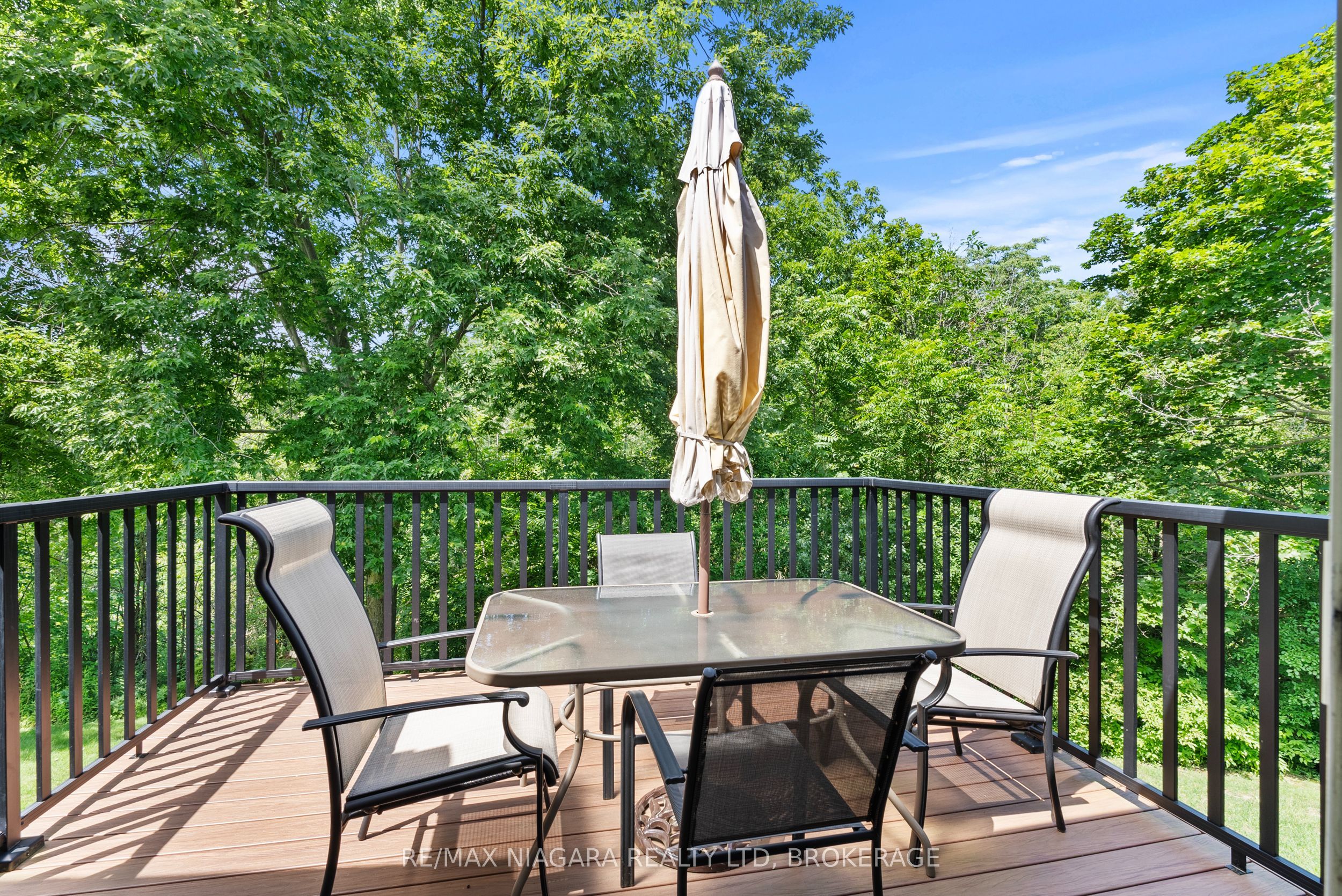 53 Bunting Road 15, St. Catharines, ON L2P 3Y6 photo 4