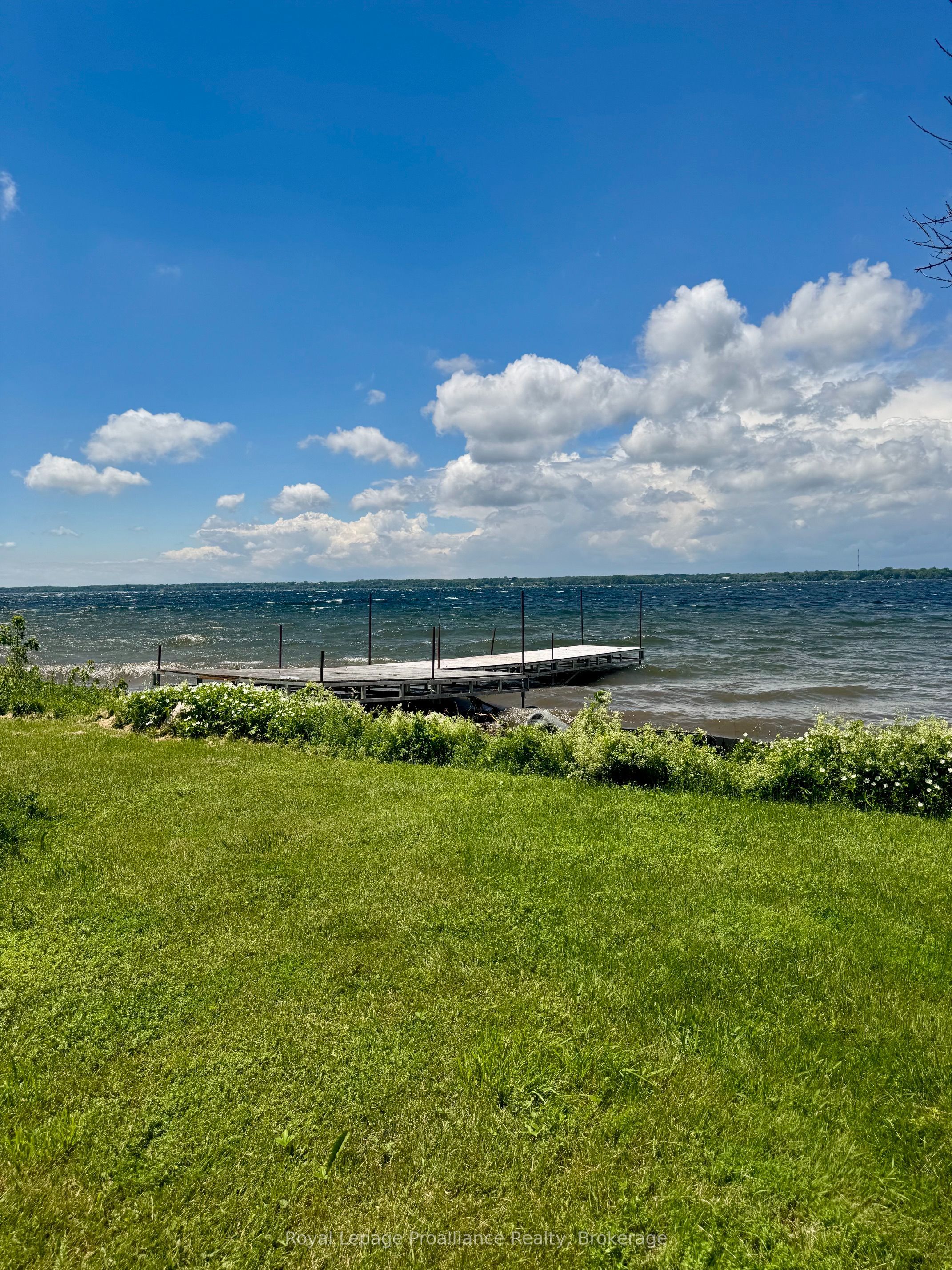 33 Prinyers Cove Crescent, Prince Edward County, ON K0K 2T0 photo 3